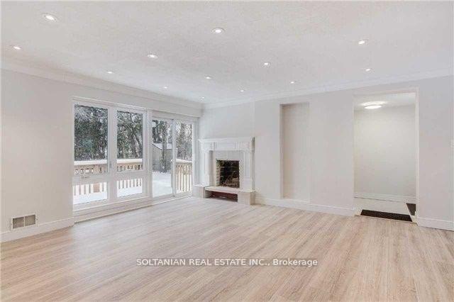 Photo 2 of 44 Tremont Crescent, North York, Banbury-Don Mills — HOMEH