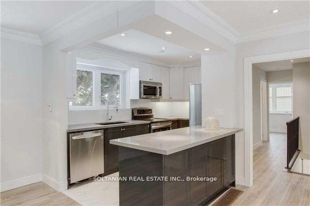 Photo 3 of 44 Tremont Crescent, North York, Banbury-Don Mills — HOMEH
