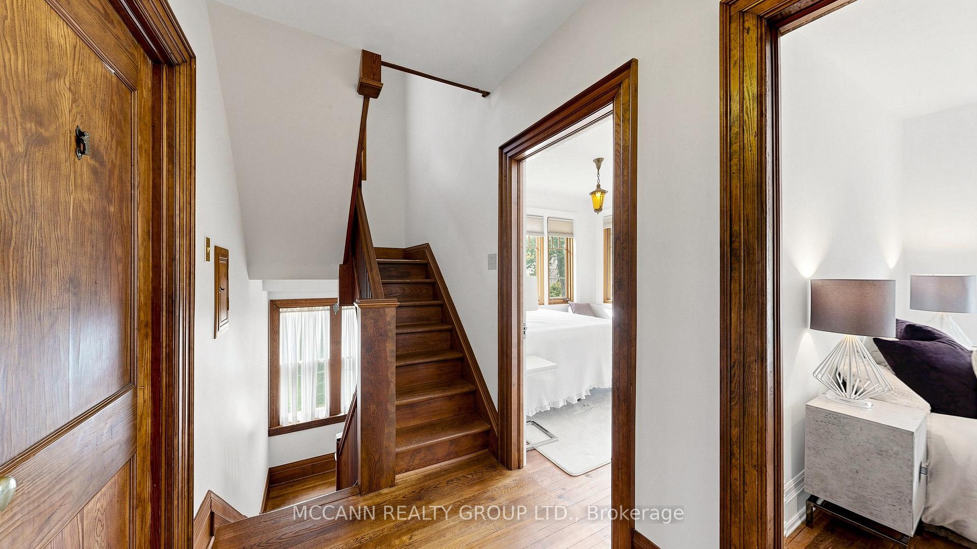 Photo 18 of 252 Sheldrake Boulevard, Toronto, Mount Pleasant East — HOMEH