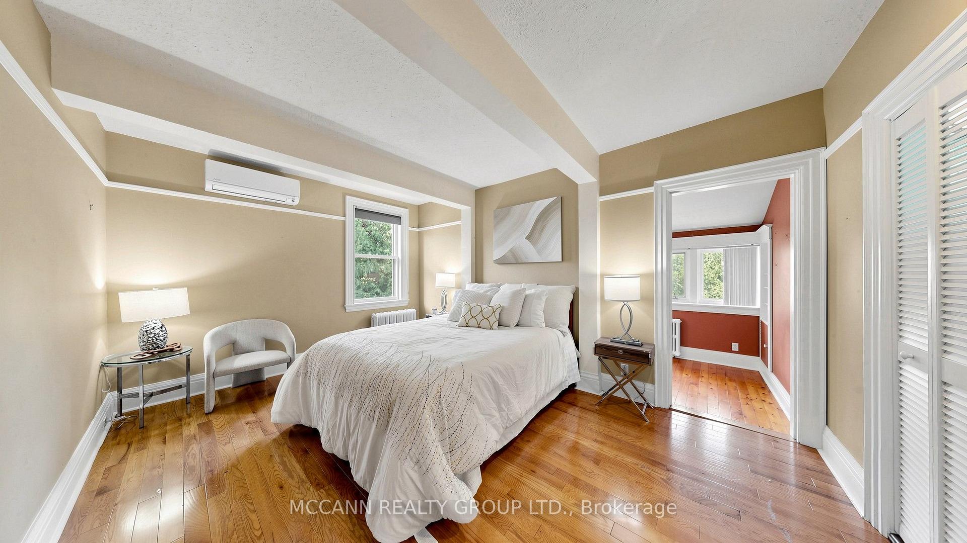 Photo 19 of 252 Sheldrake Boulevard, Toronto, Mount Pleasant East — HOMEH