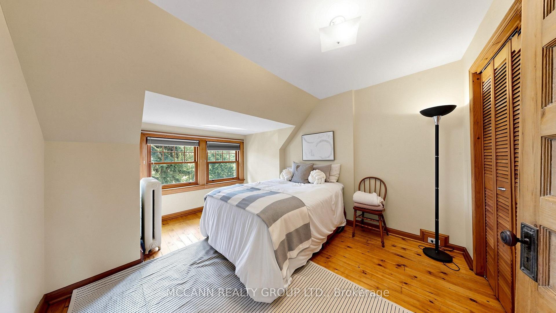 Photo 34 of 252 Sheldrake Boulevard, Toronto, Mount Pleasant East — HOMEH