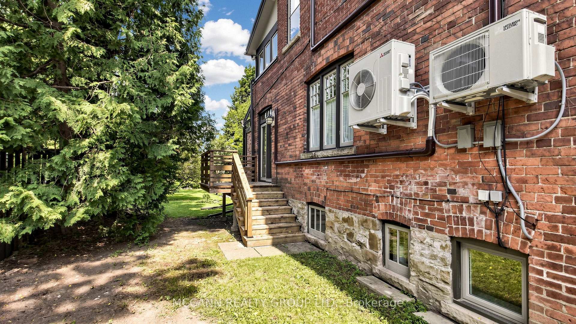 Photo 49 of 252 Sheldrake Boulevard, Toronto, Mount Pleasant East — HOMEH