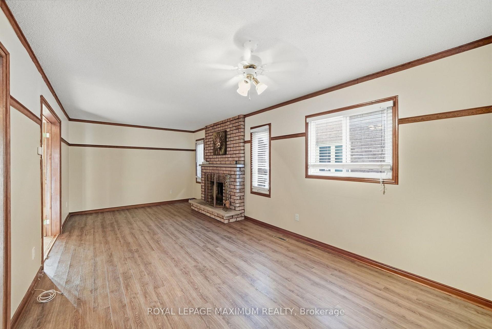 Photo 13 of 182 Nestor Crescent, Vaughan, East Woodbridge — HOMEH