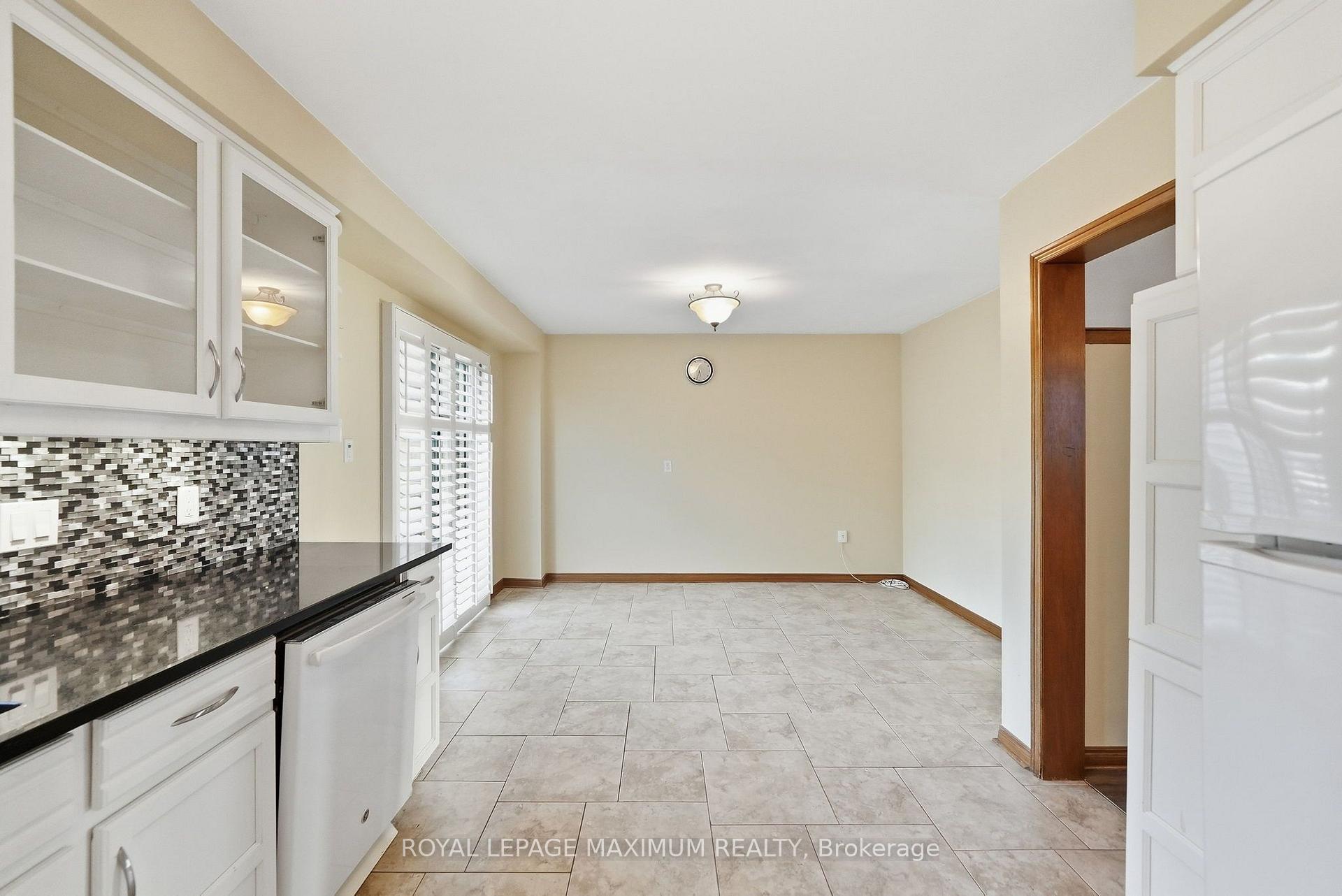 Photo 17 of 182 Nestor Crescent, Vaughan, East Woodbridge — HOMEH