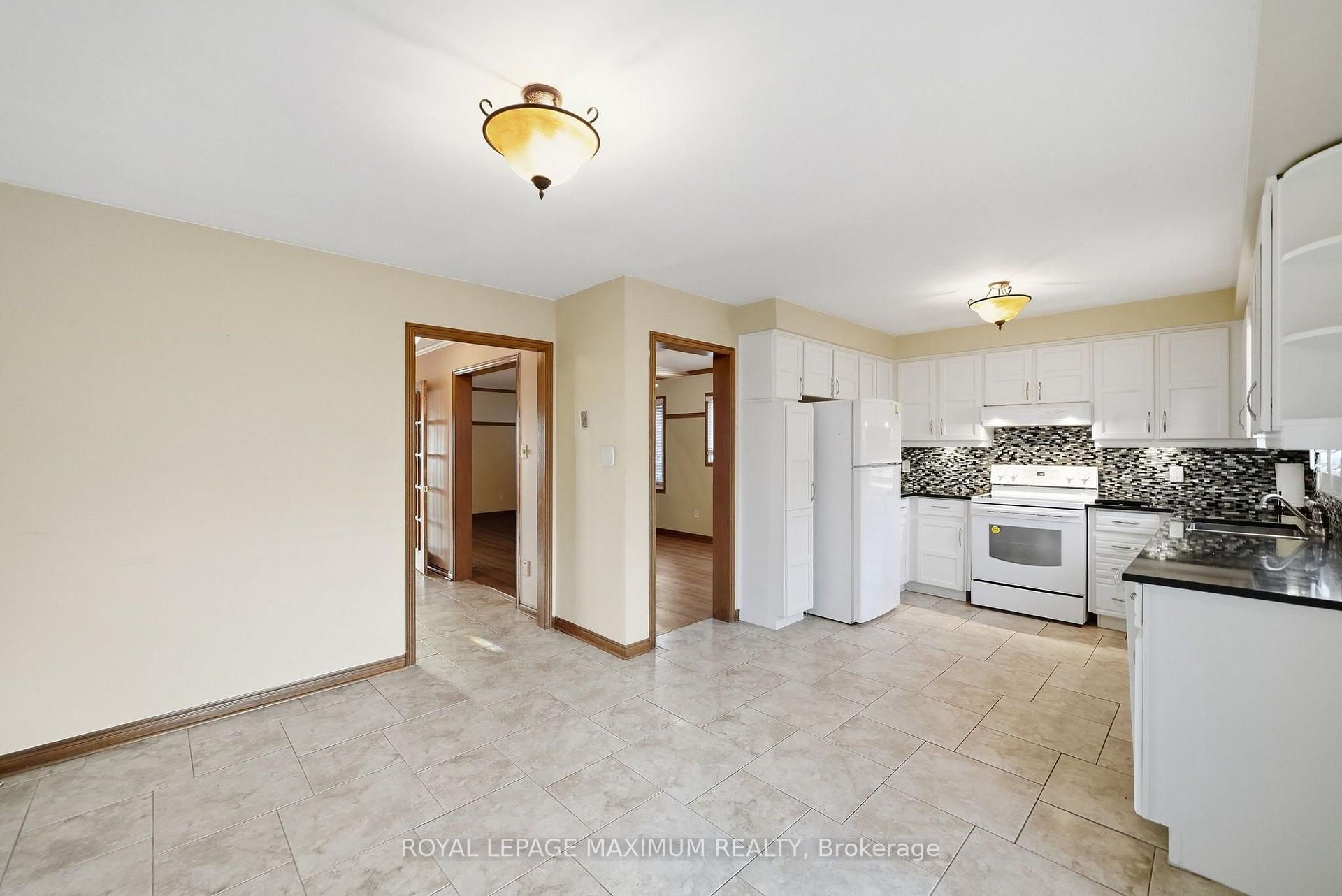 Photo 19 of 182 Nestor Crescent, Vaughan, East Woodbridge — HOMEH