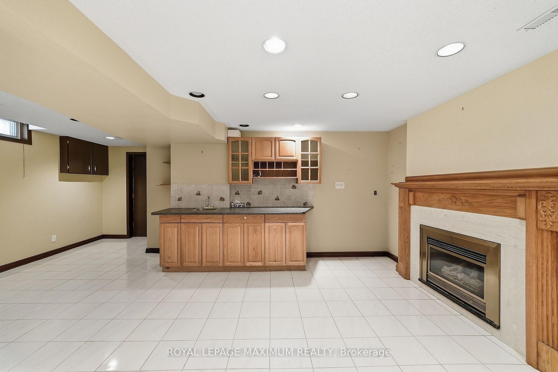 Photo 36 of 182 Nestor Crescent, Vaughan, East Woodbridge — HOMEH