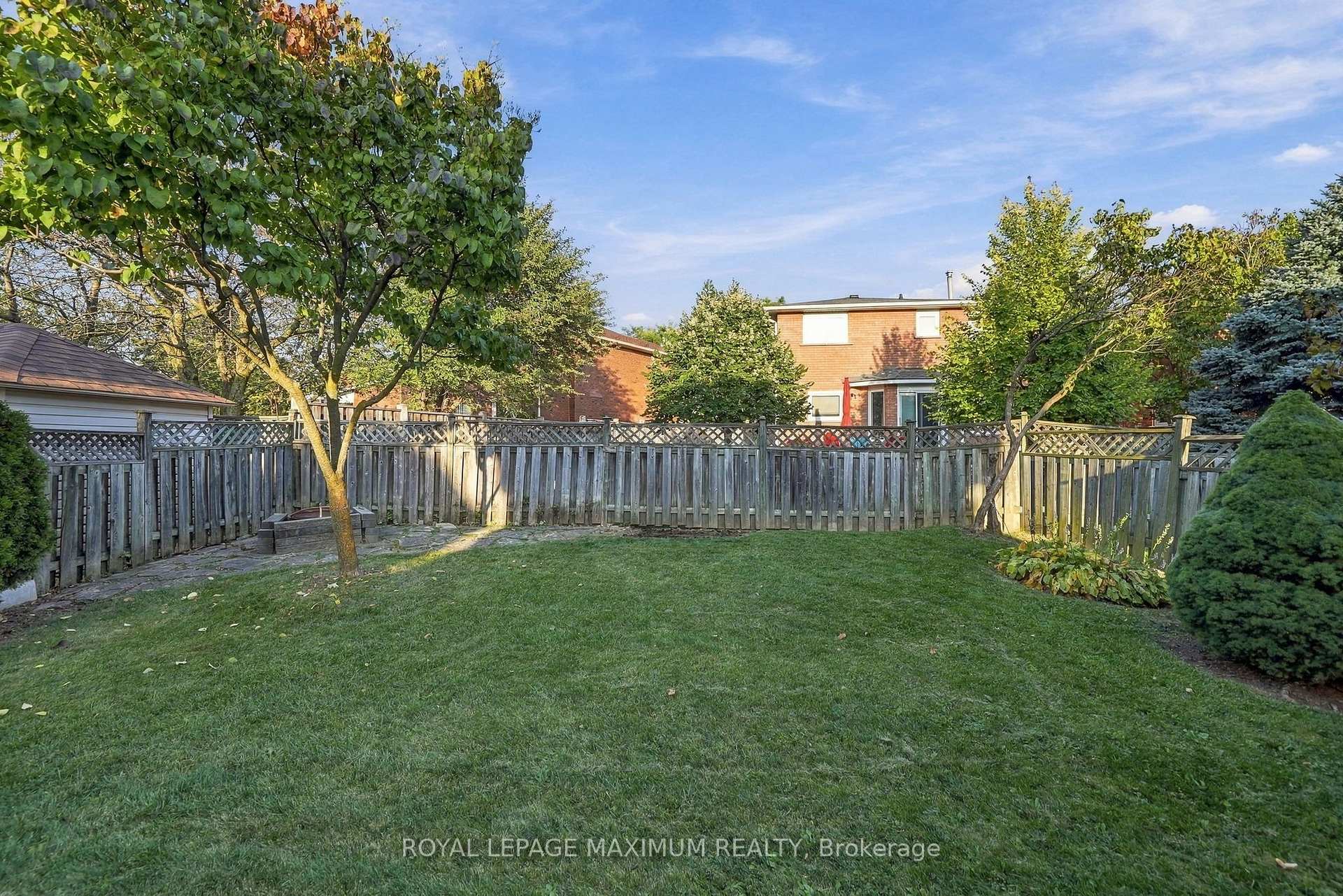 Photo 47 of 182 Nestor Crescent, Vaughan, East Woodbridge — HOMEH