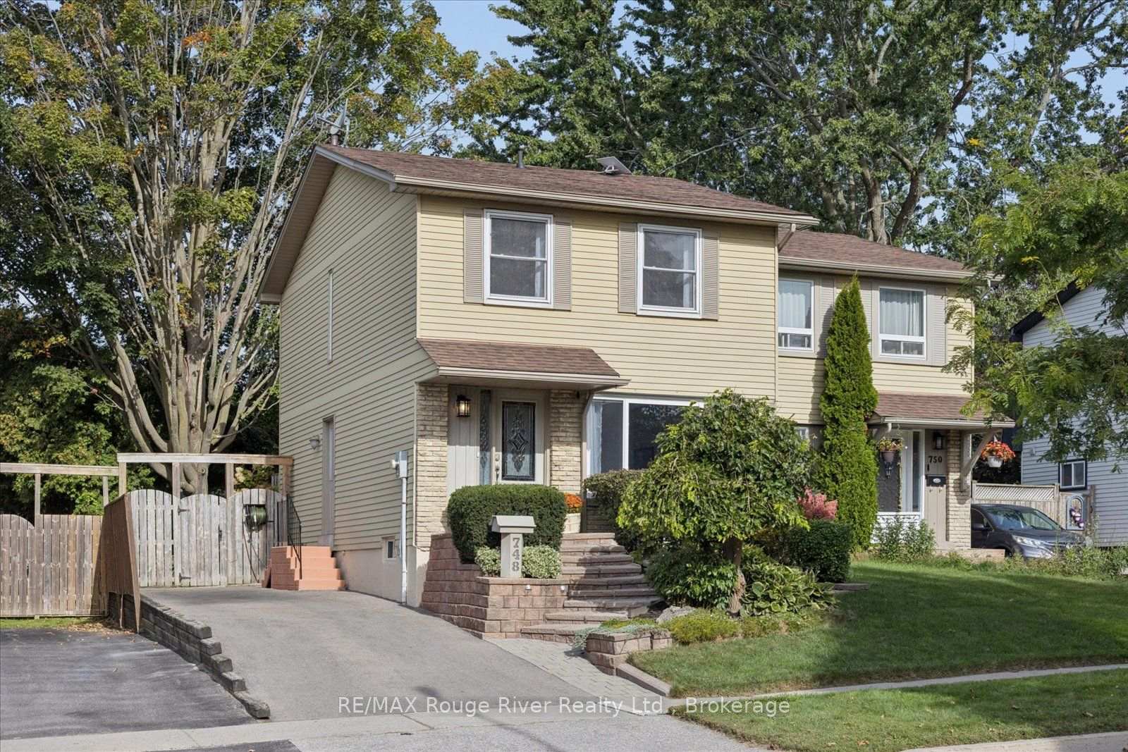 Photo of 748 Hillcroft Street