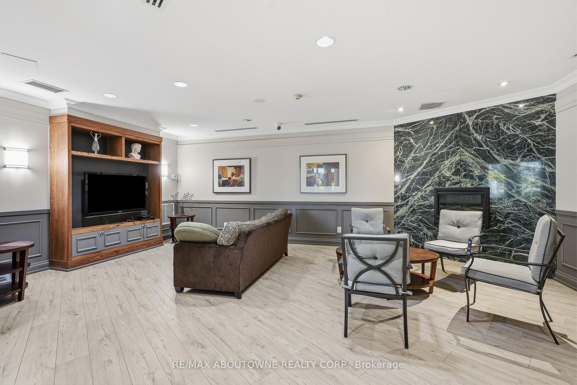 Photo 32 of Unit 709, 2391 Central Park Drive, Oakville, River Oaks — HOMEH