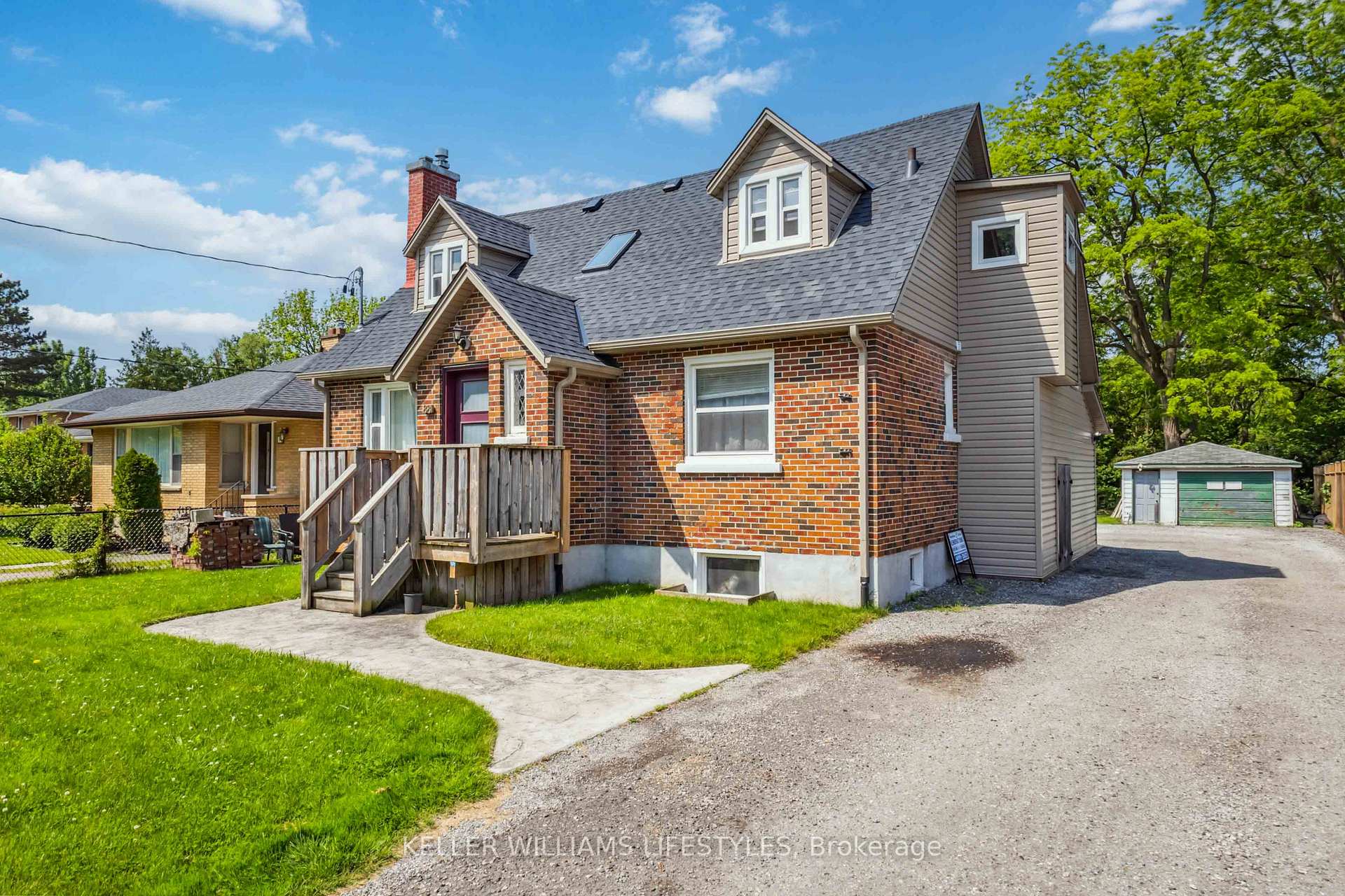 Photo 4 of Unit UPPER, 88 Britannia Avenue, London, North N — HOMEH