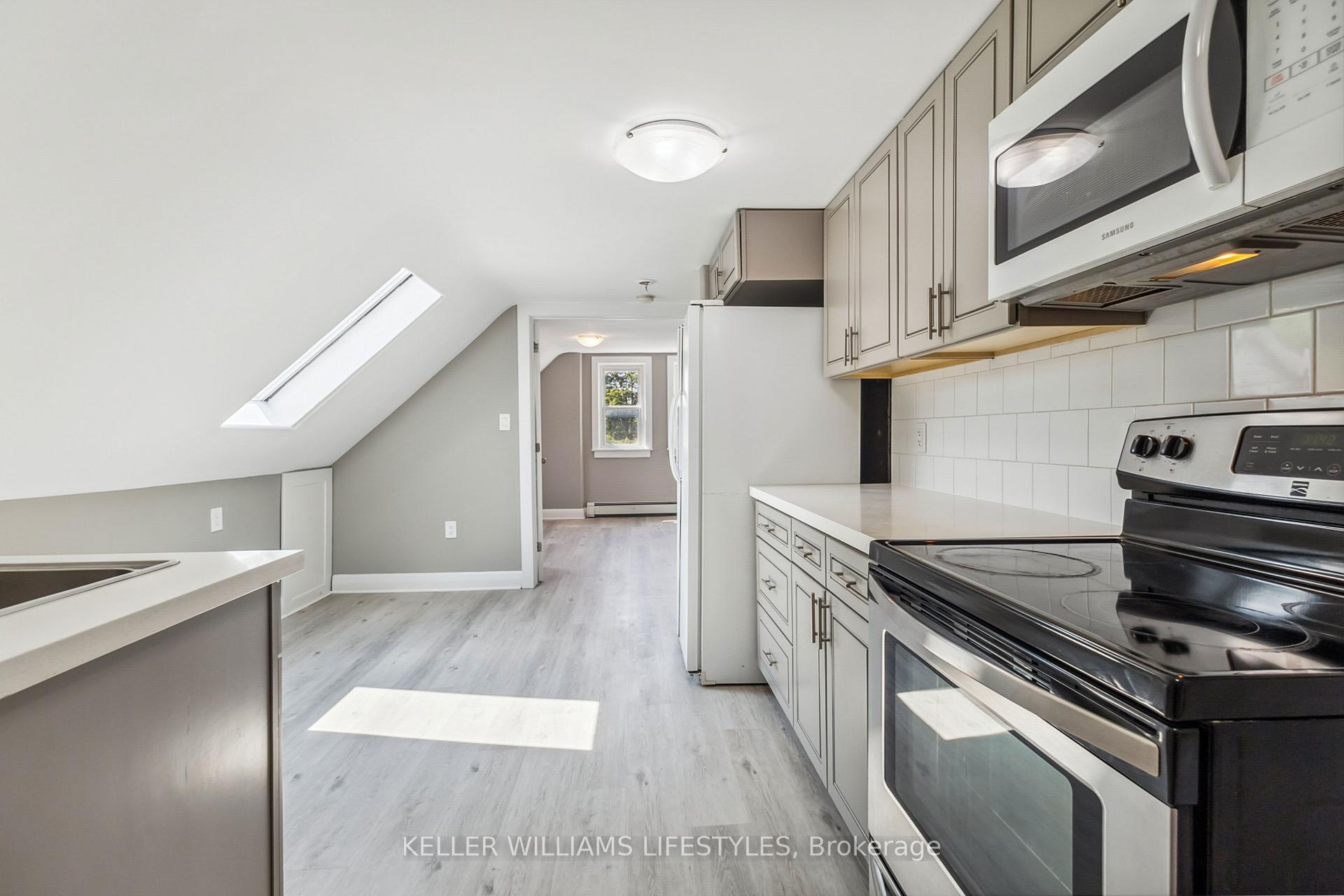 Photo 10 of Unit UPPER, 88 Britannia Avenue, London, North N — HOMEH