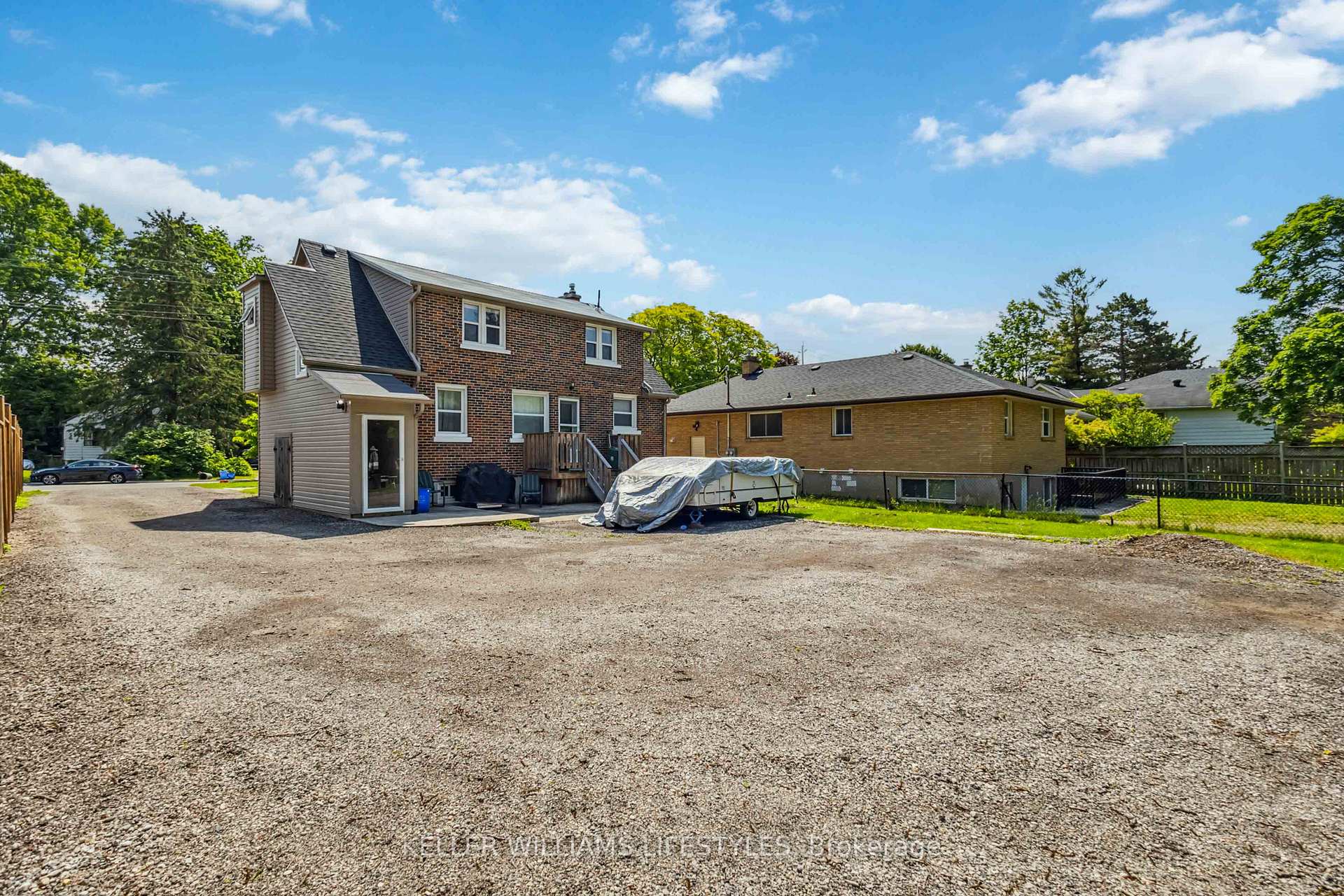 Photo 26 of Unit UPPER, 88 Britannia Avenue, London, North N — HOMEH