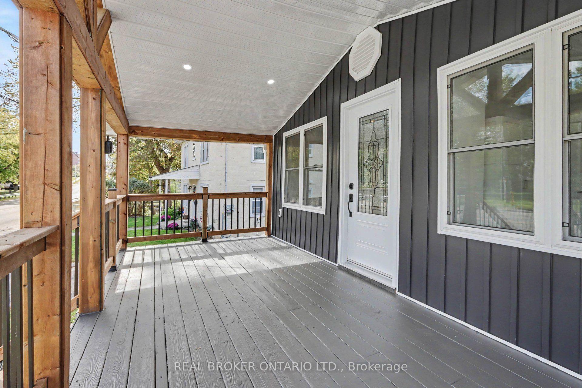 Photo 4 of 190 Ormond Street, Brockville, Brockville — HOMEH