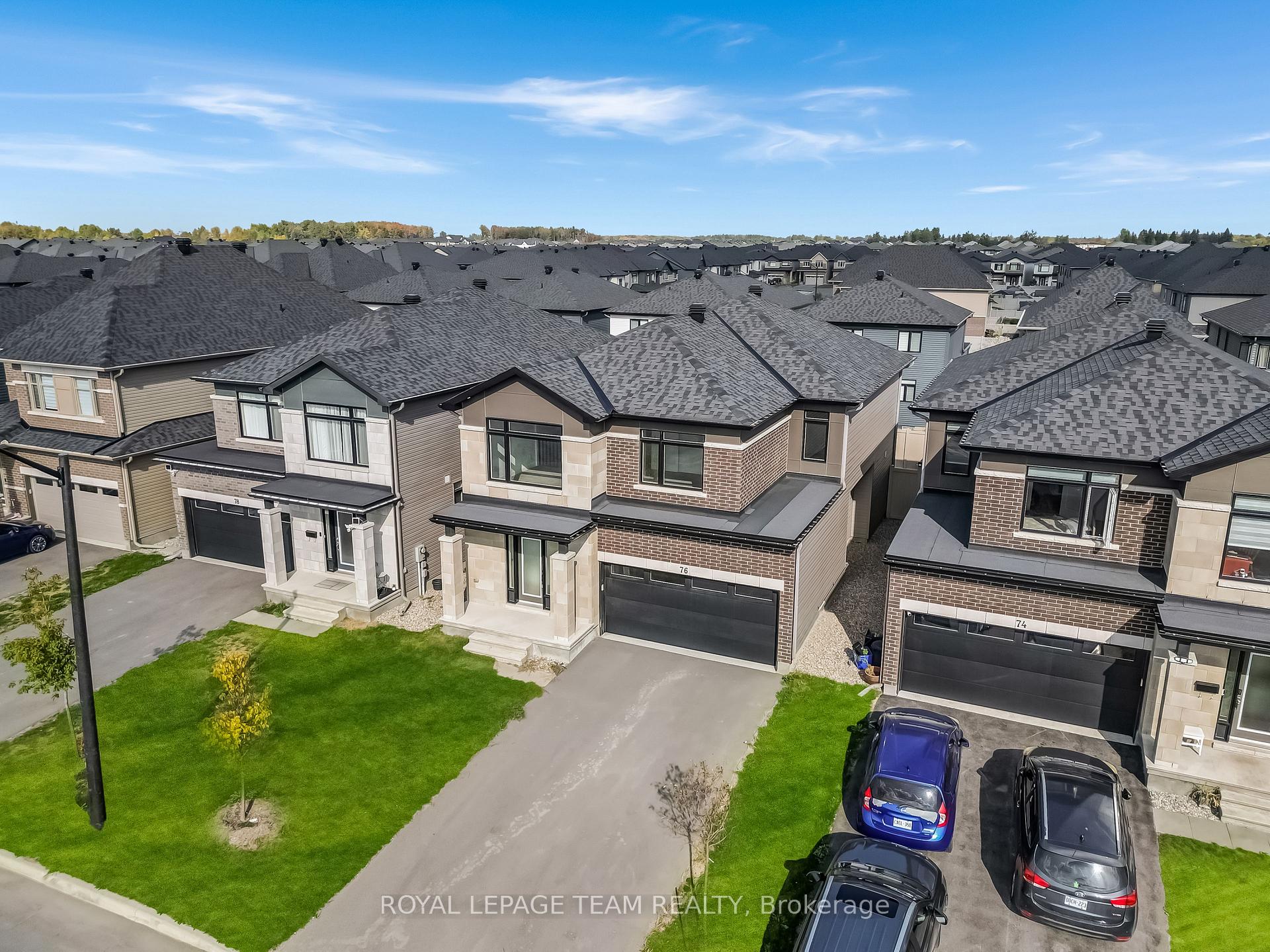 Photo 3 of 76 Big Dipper Street, Ottawa, Riverside South/Gloucester Glen — HOMEH