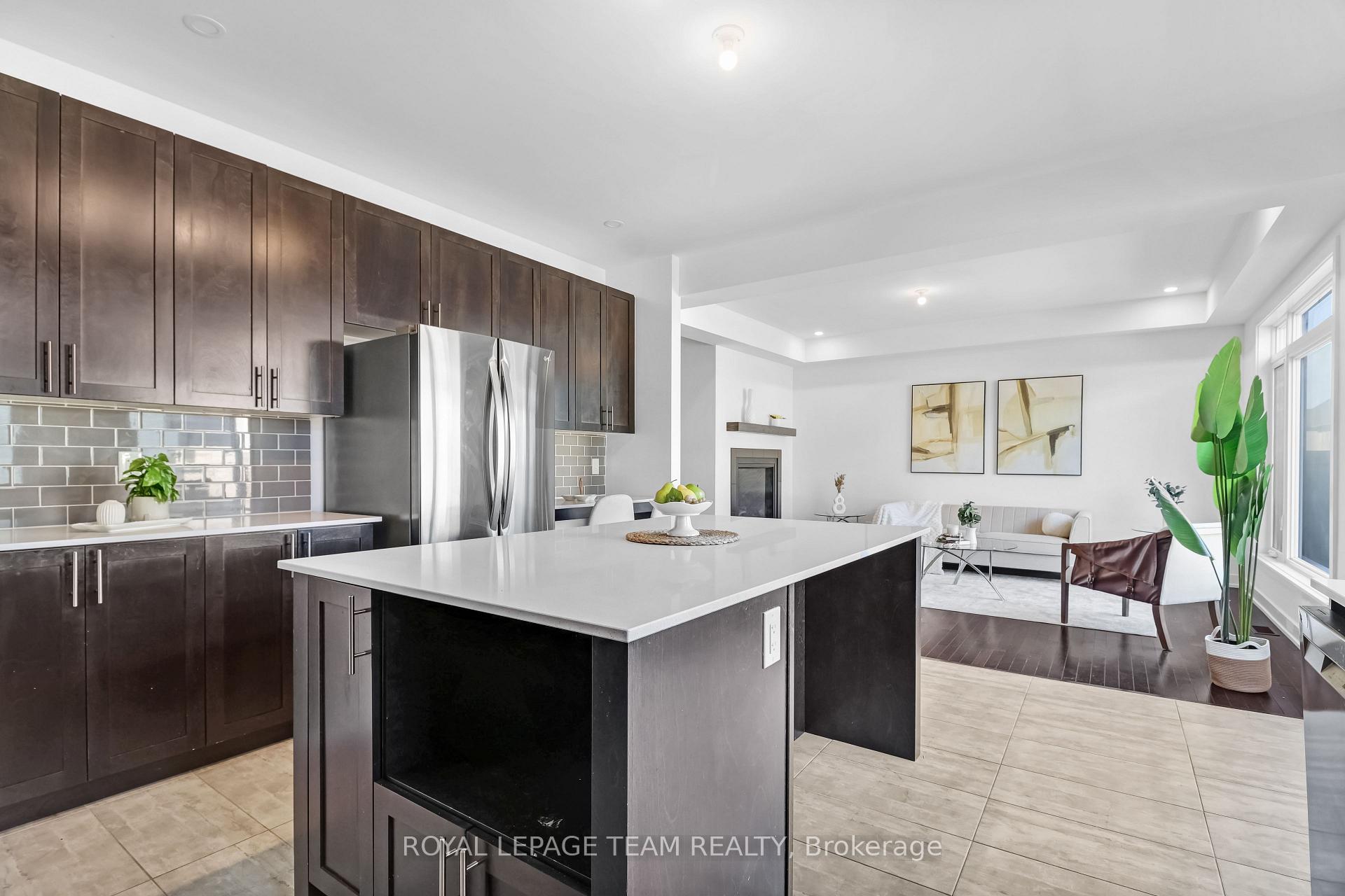 Photo 13 of 76 Big Dipper Street, Ottawa, Riverside South/Gloucester Glen — HOMEH