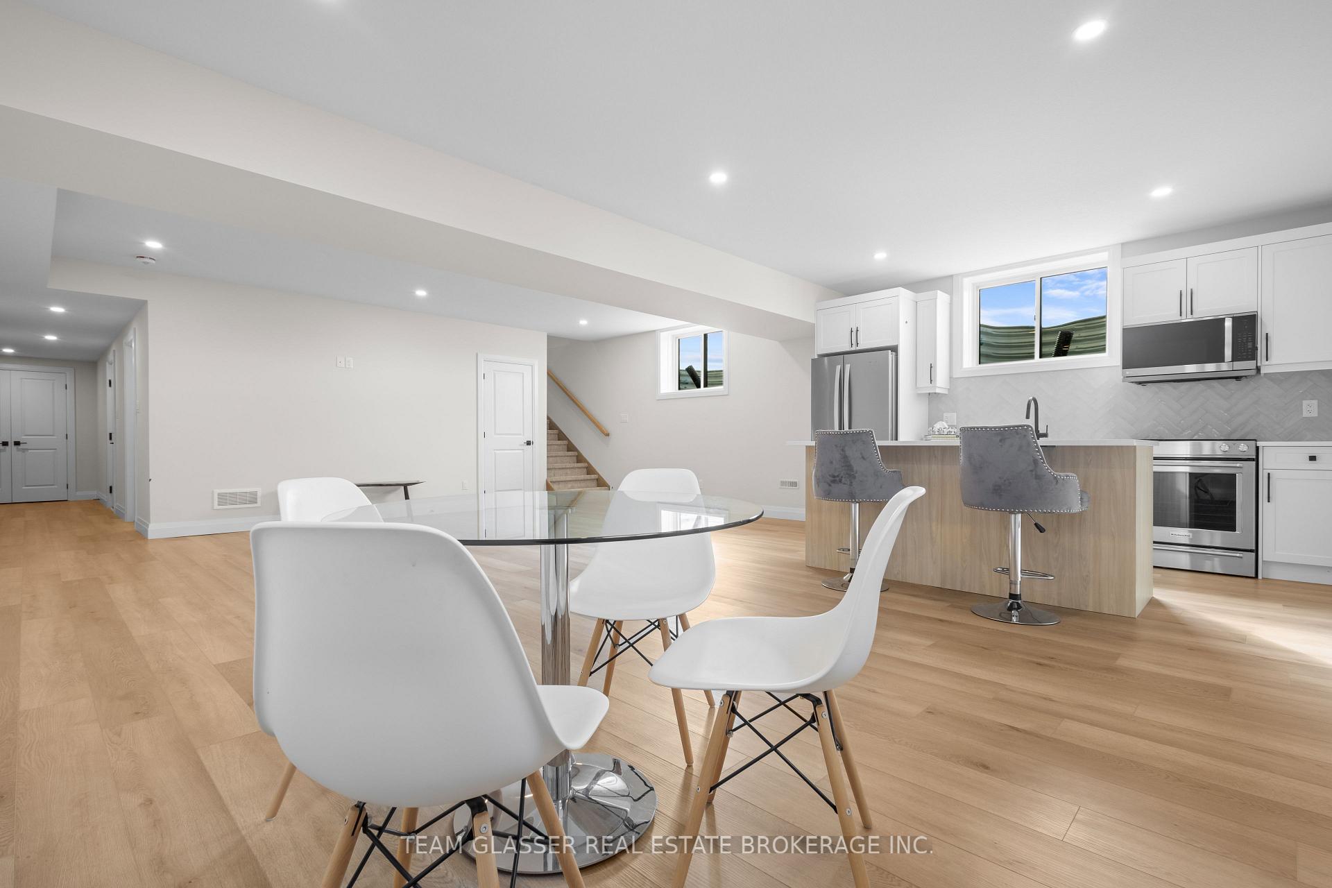 Photo 8 of 70 Benner Boulevard, Middlesex Centre, Kilworth — HOMEH