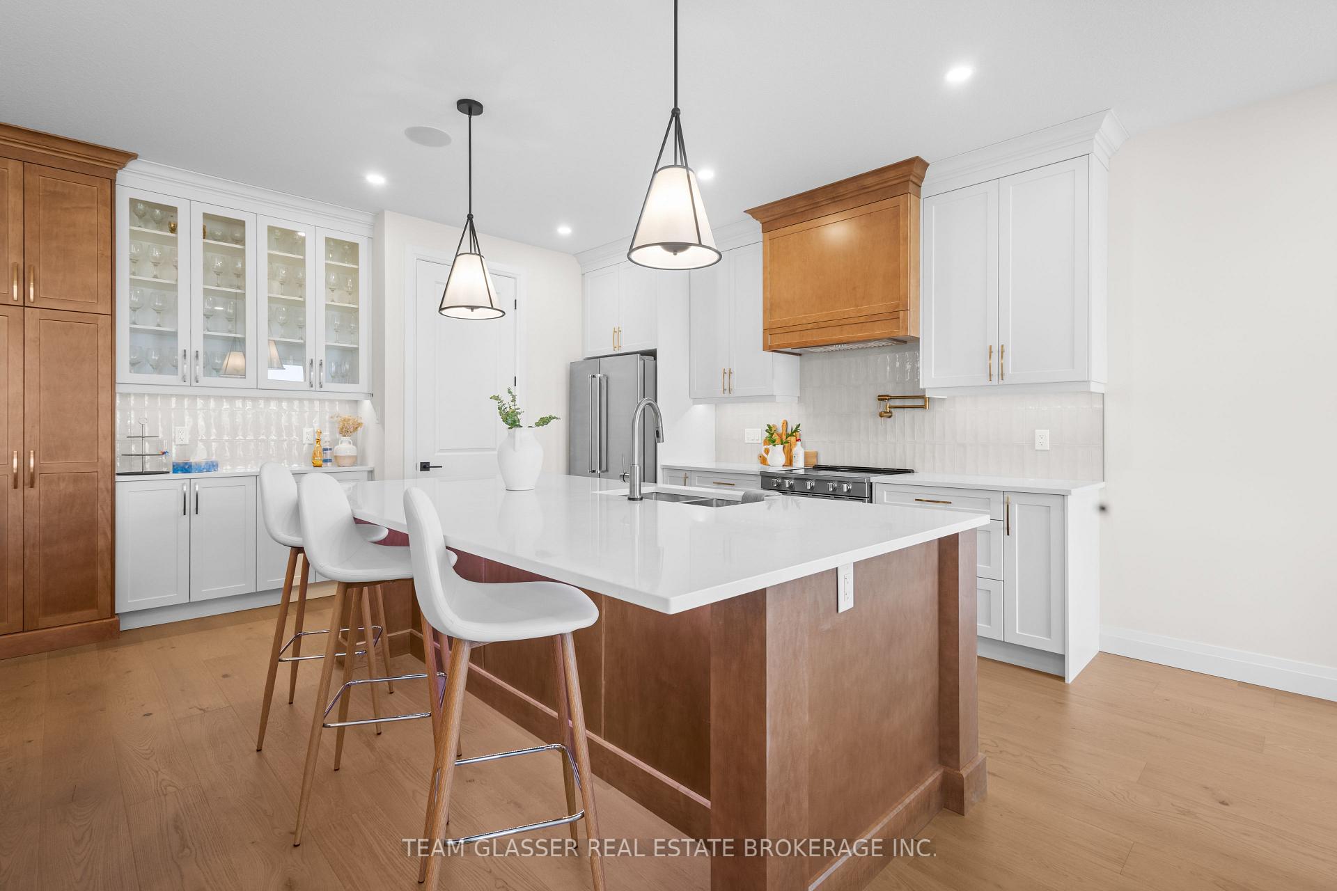 Photo 10 of 70 Benner Boulevard, Middlesex Centre, Kilworth — HOMEH