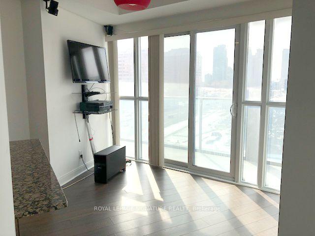 Photo 4 of Unit 604, 60 Absolute Avenue, Mississauga, City Centre — HOMEH