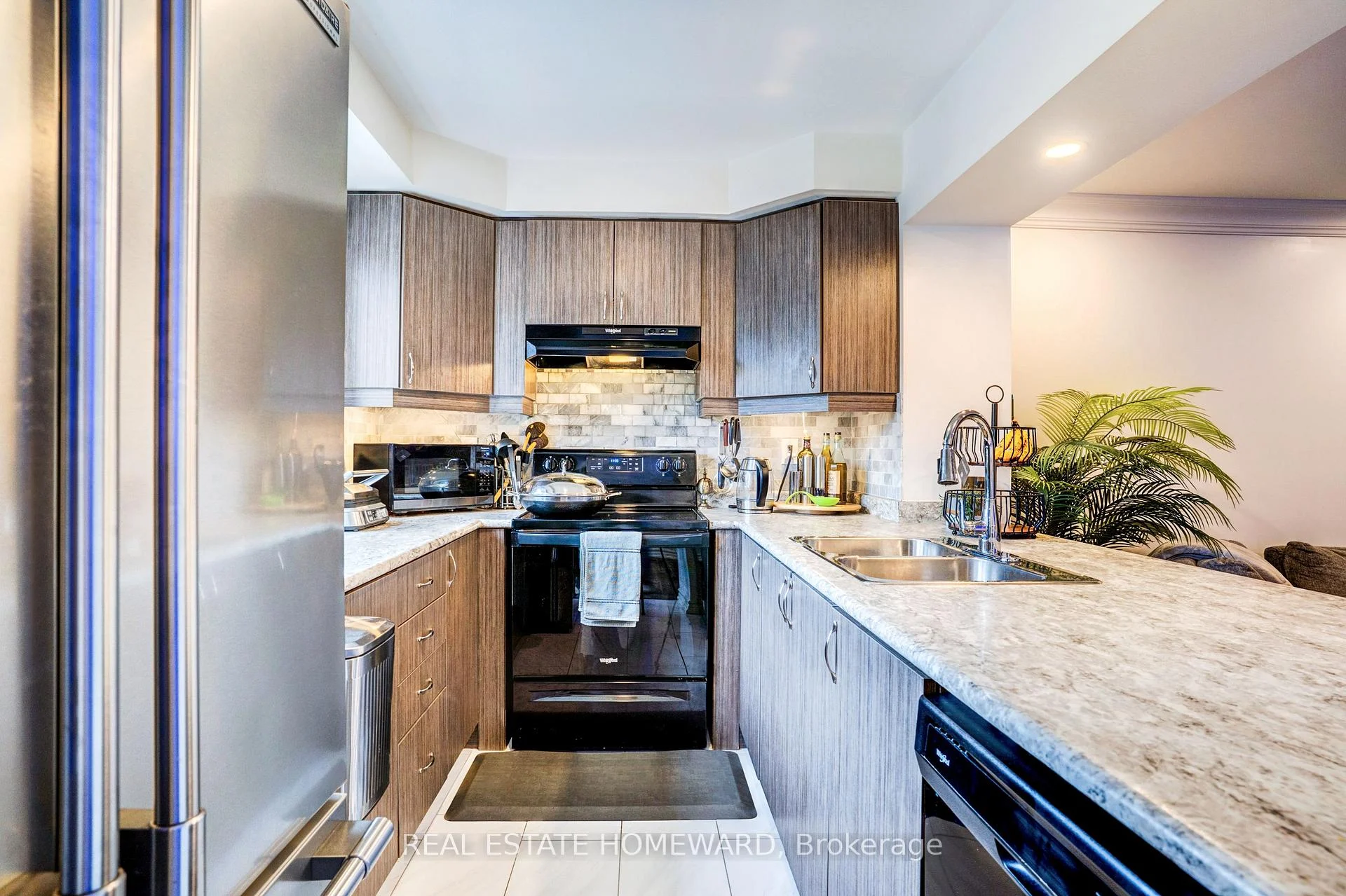 Photo 20 of 28 Goldeye Street, Whitby, Rural Whitby — HOMEH