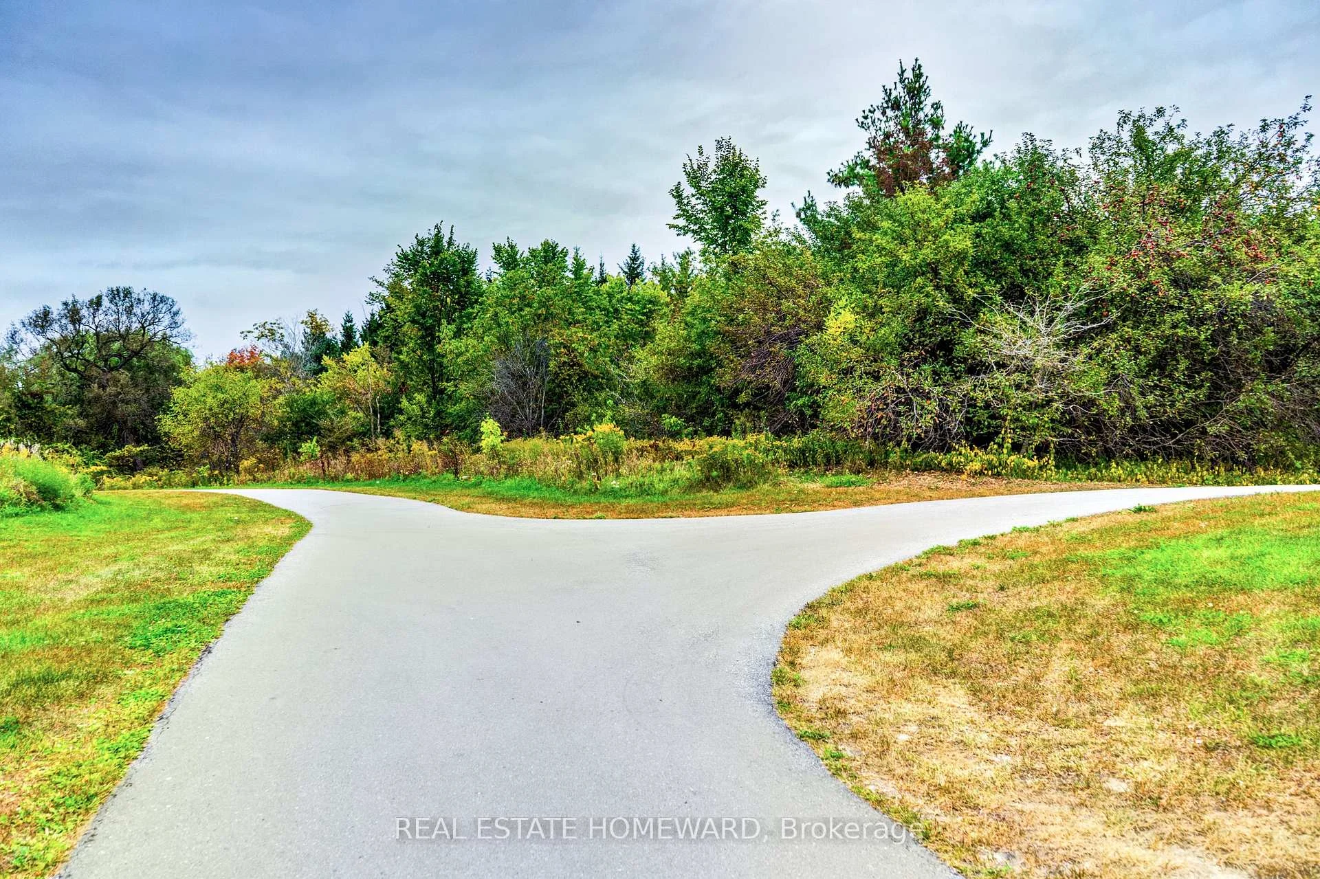 Photo 42 of 28 Goldeye Street, Whitby, Rural Whitby — HOMEH