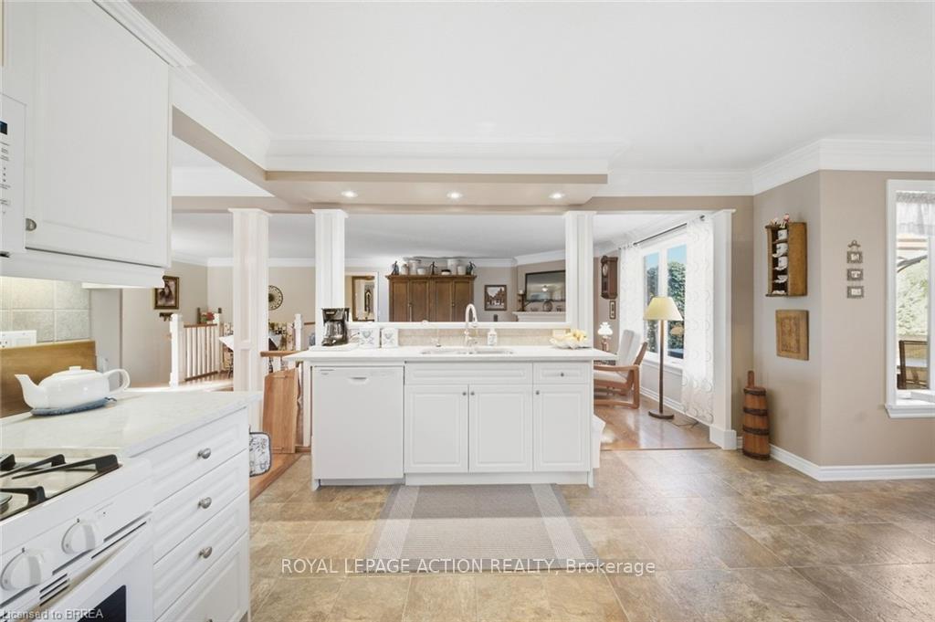Photo 13 of 172 53 Highway, Brant, Burford — HOMEH