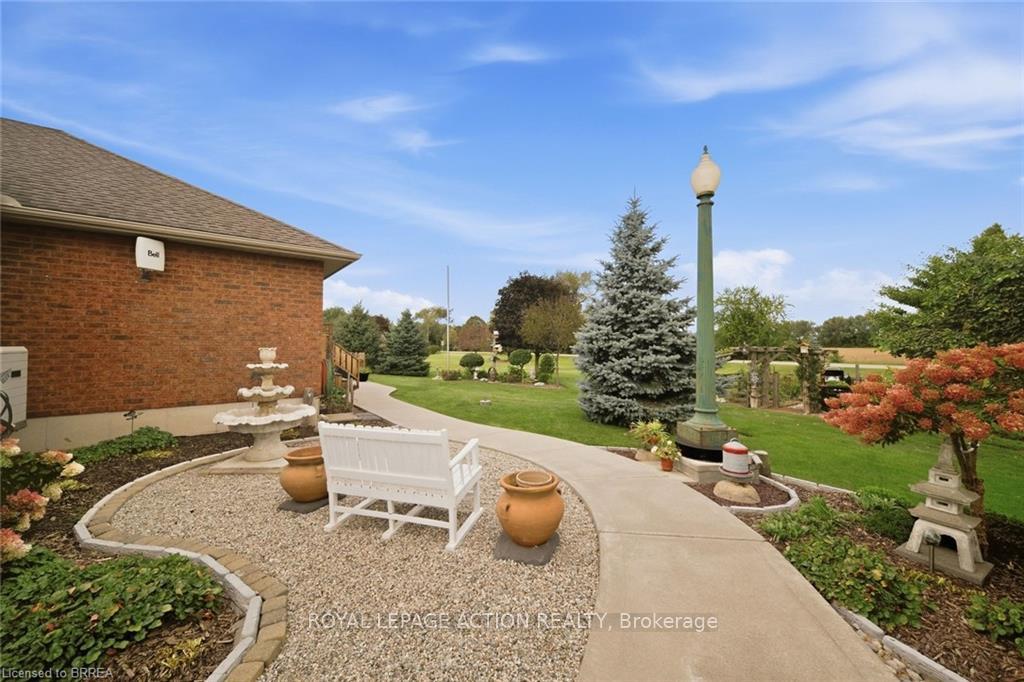 Photo 34 of 172 53 Highway, Brant, Burford — HOMEH