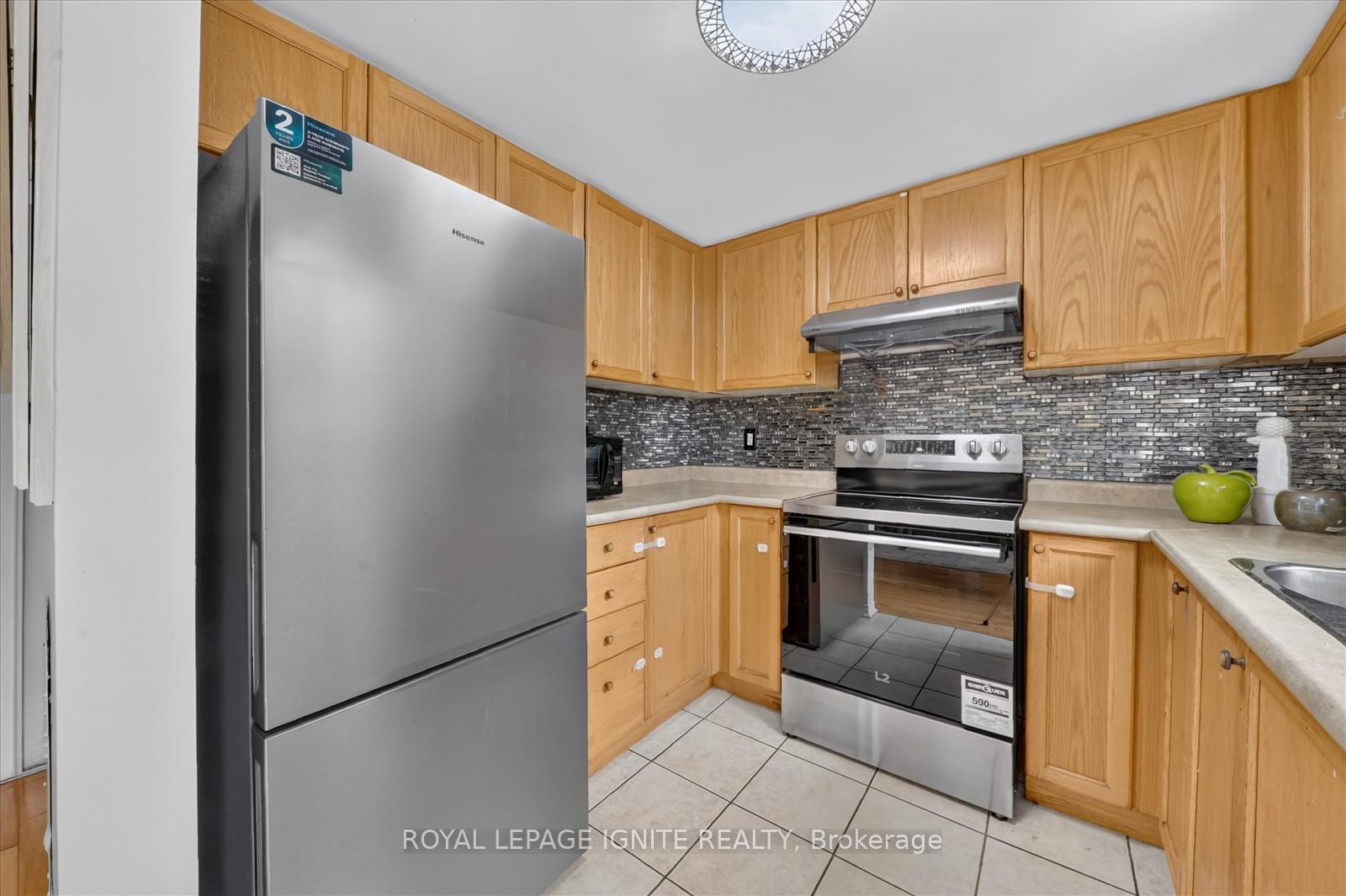 Photo 9 of Unit 29, 42 Pinery Trail, Scarborough, Malvern — HOMEH