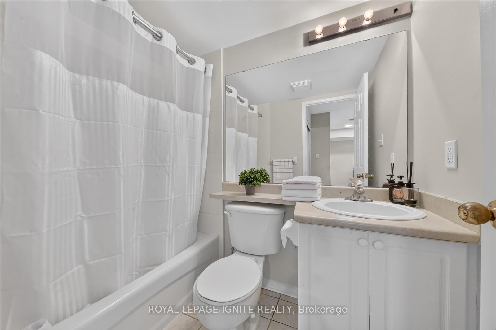 Photo 13 of Unit 29, 42 Pinery Trail, Scarborough, Malvern — HOMEH