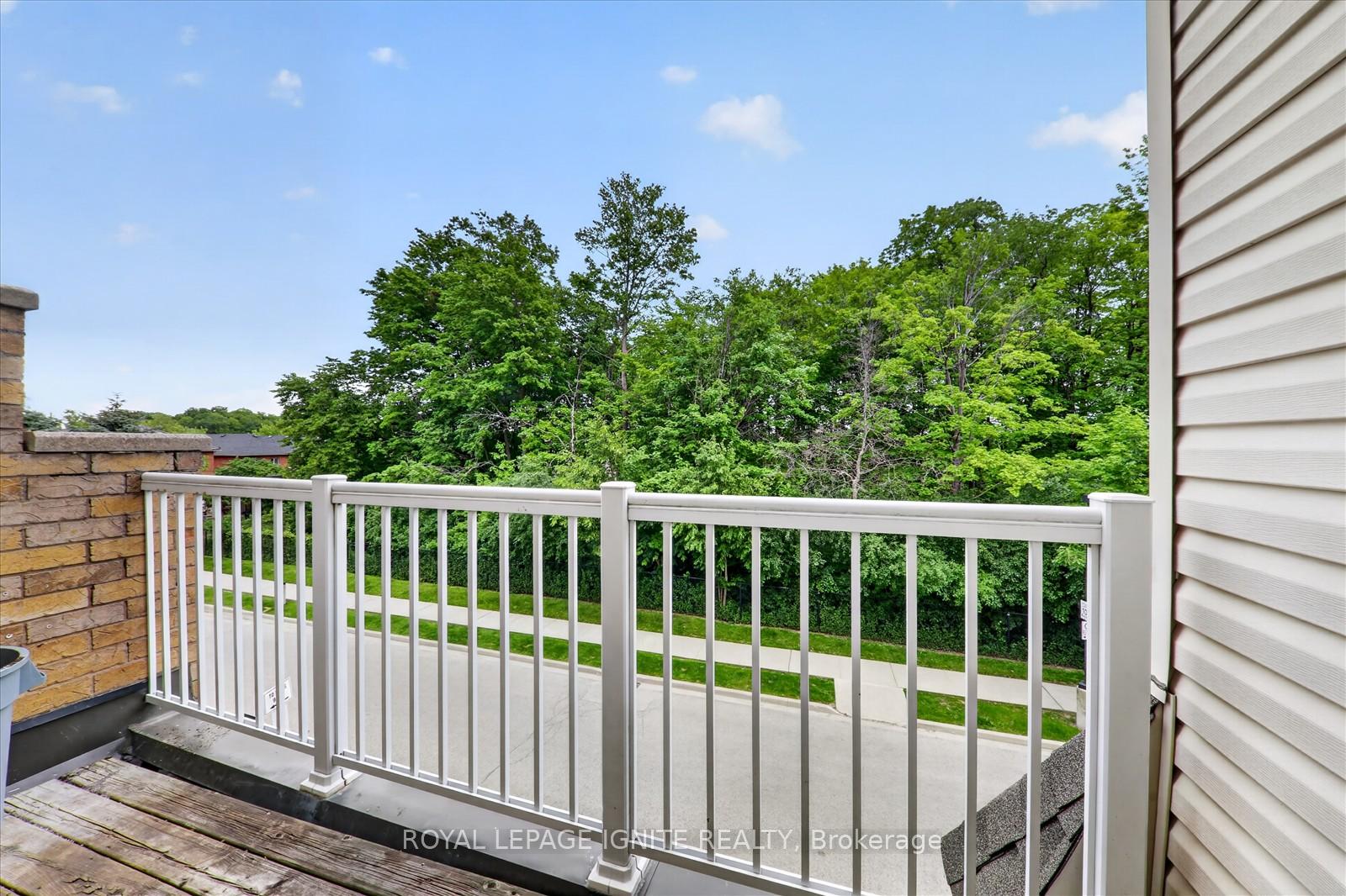 Photo 14 of Unit 29, 42 Pinery Trail, Scarborough, Malvern — HOMEH