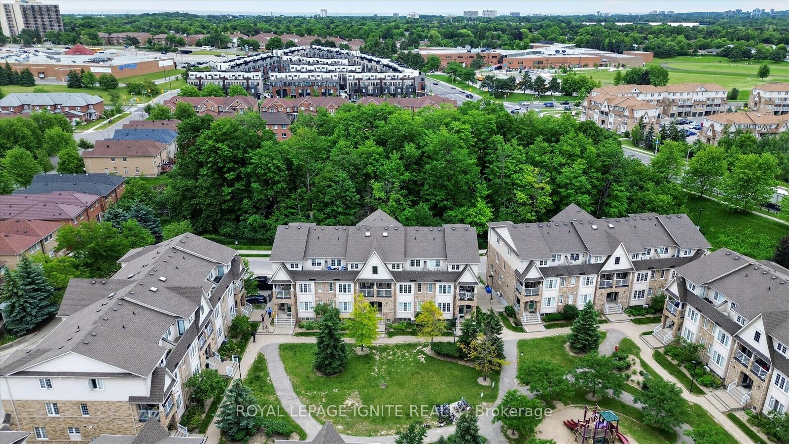 Photo 24 of Unit 29, 42 Pinery Trail, Scarborough, Malvern — HOMEH