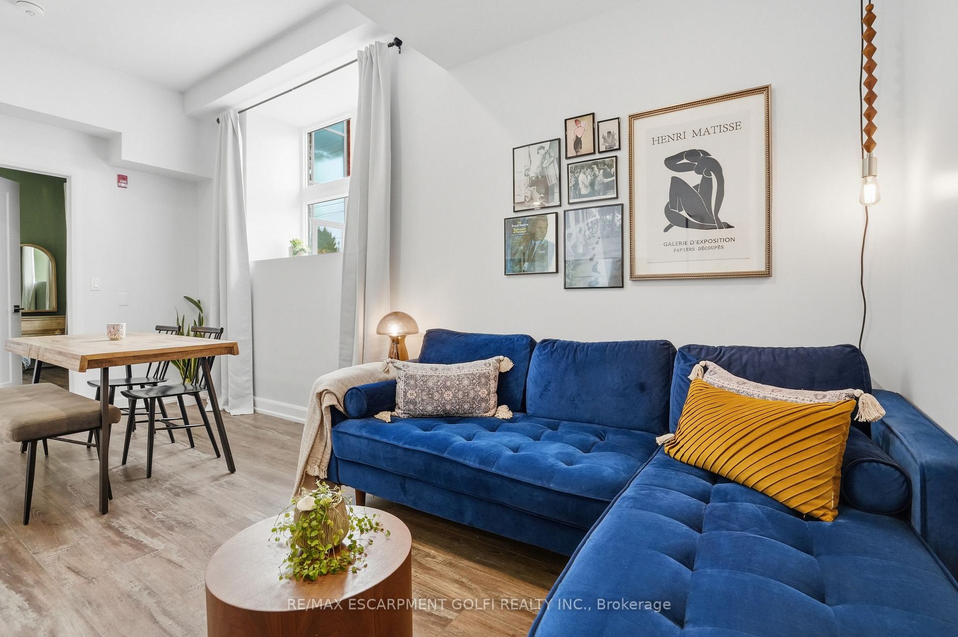 Photo 10 of Unit 8, 405 Merritt Street, St. Catharines, Oakdale — HOMEH