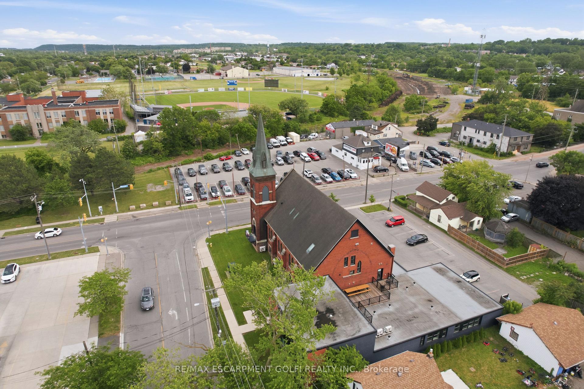 Photo 17 of Unit 8, 405 Merritt Street, St. Catharines, Oakdale — HOMEH