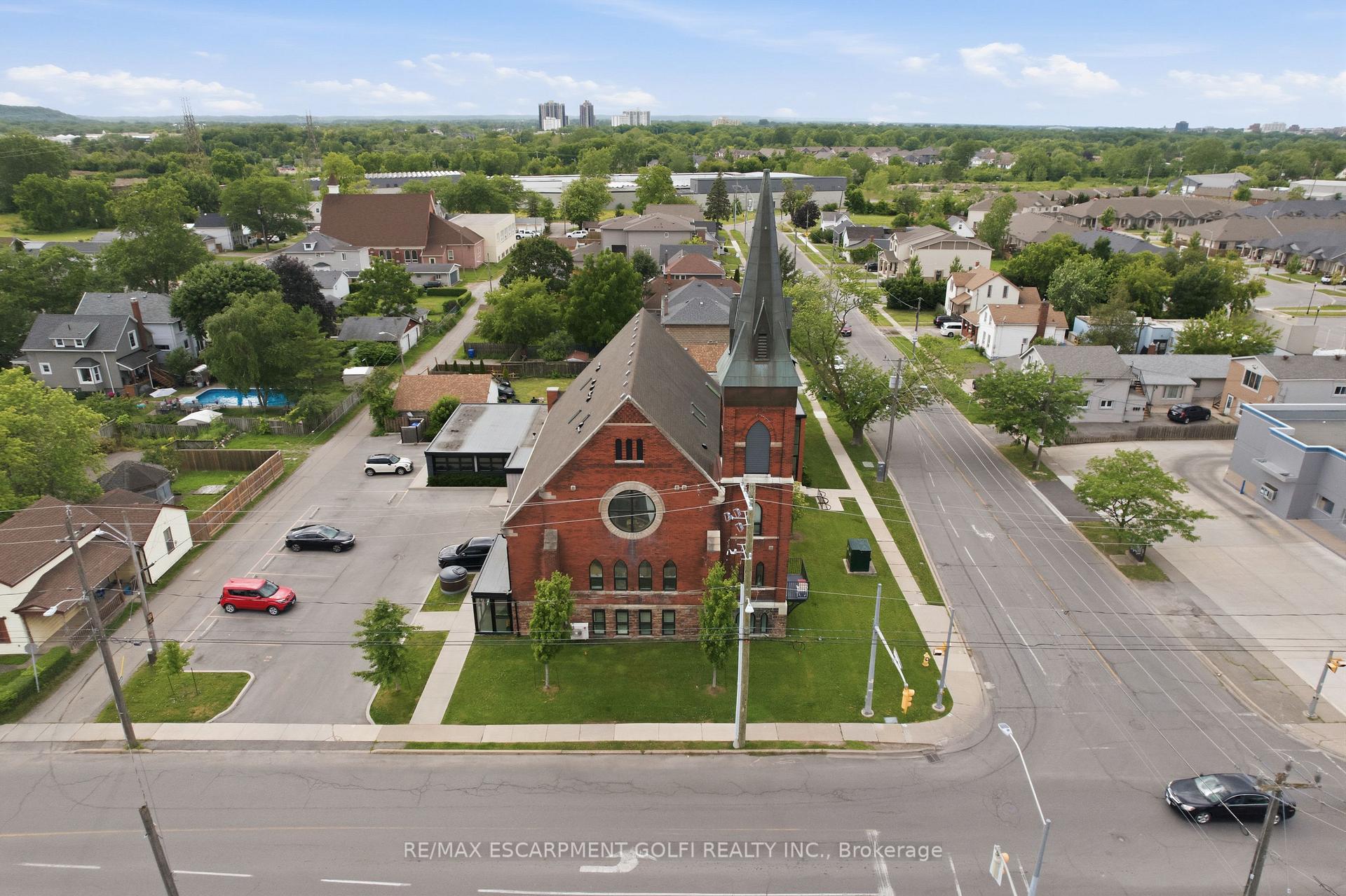Photo 18 of Unit 8, 405 Merritt Street, St. Catharines, Oakdale — HOMEH