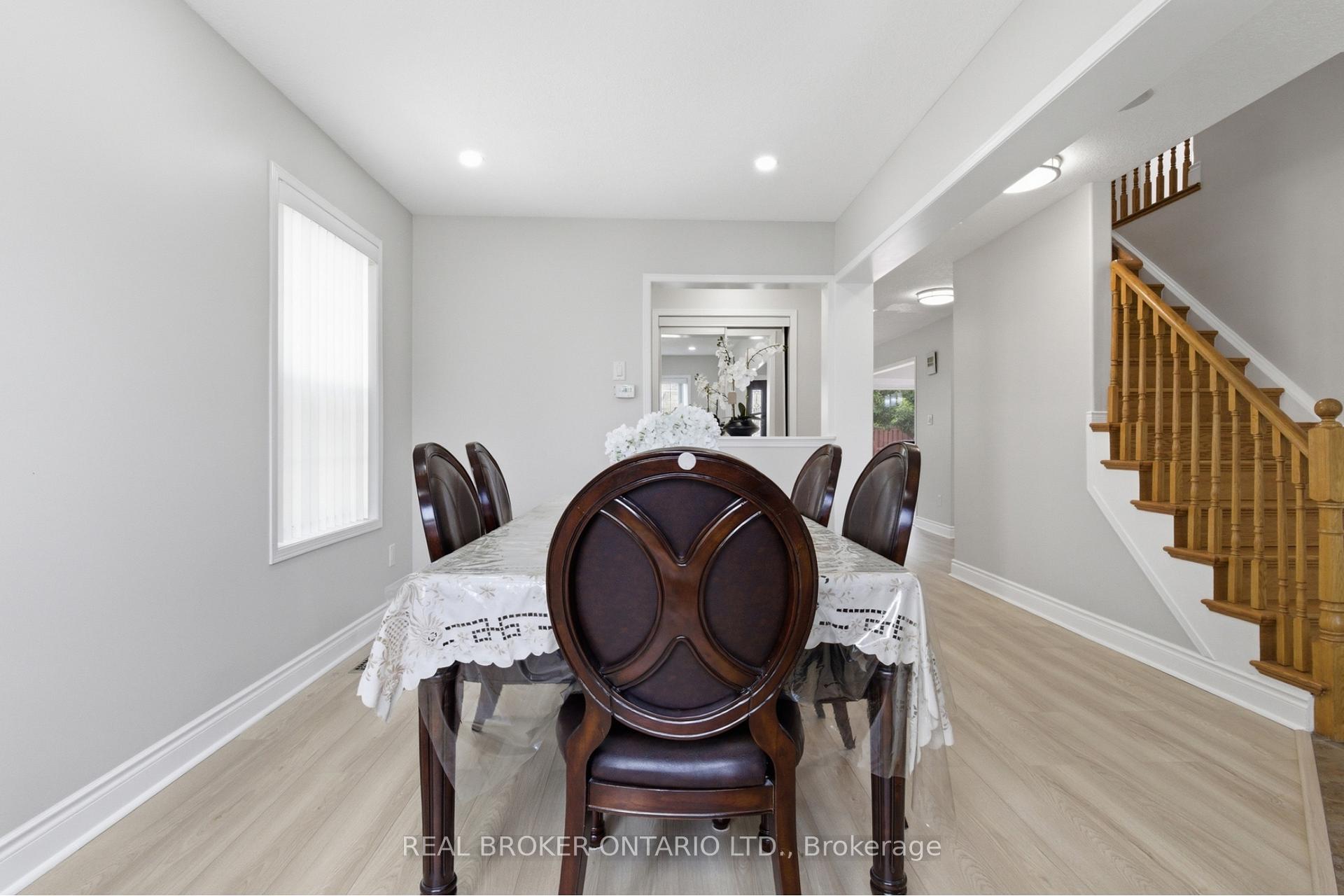 Photo 7 of 135 Blackburn Drive, Brantford, Empire — HOMEH