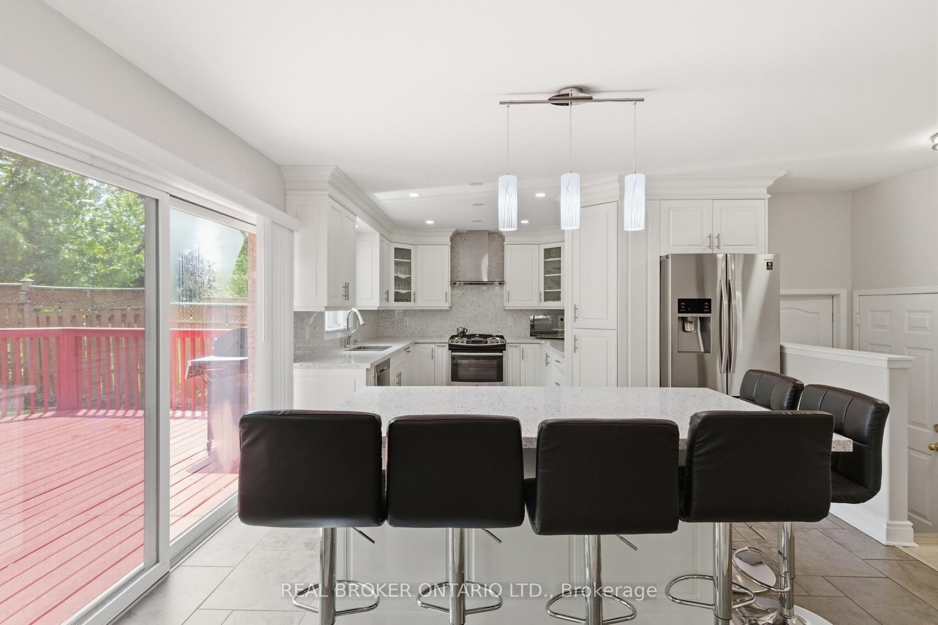 Photo 17 of 135 Blackburn Drive, Brantford, Empire — HOMEH