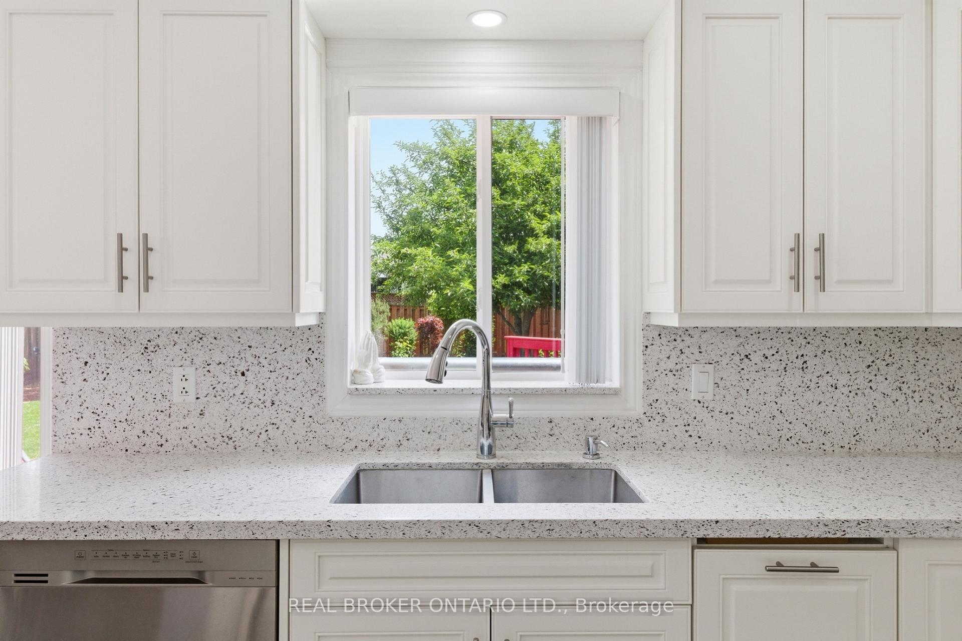 Photo 19 of 135 Blackburn Drive, Brantford, Empire — HOMEH