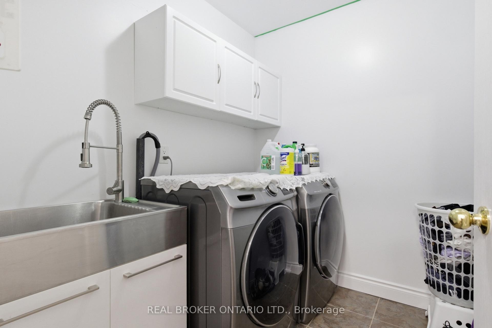 Photo 20 of 135 Blackburn Drive, Brantford, Empire — HOMEH