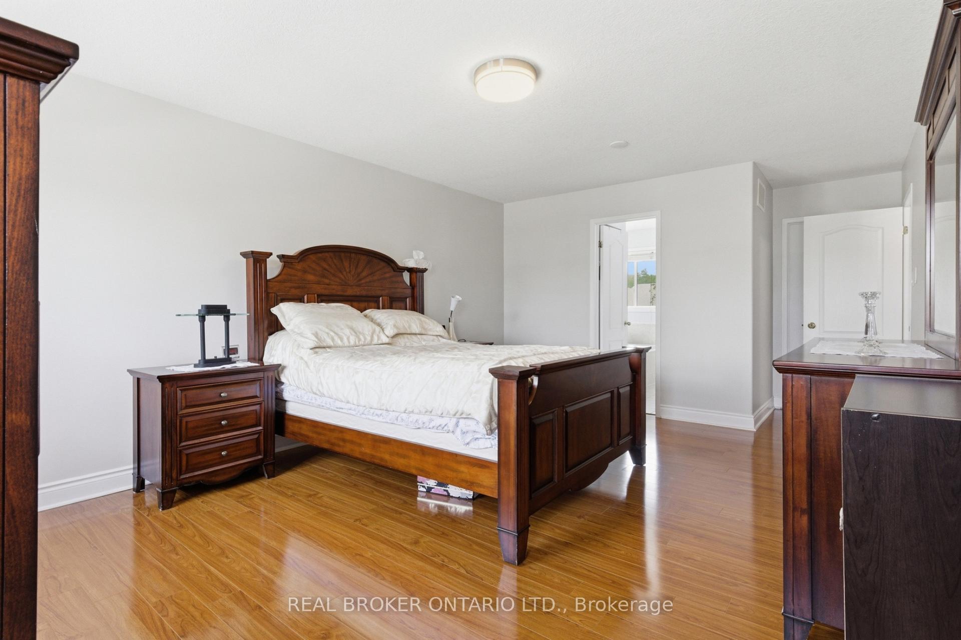 Photo 23 of 135 Blackburn Drive, Brantford, Empire — HOMEH