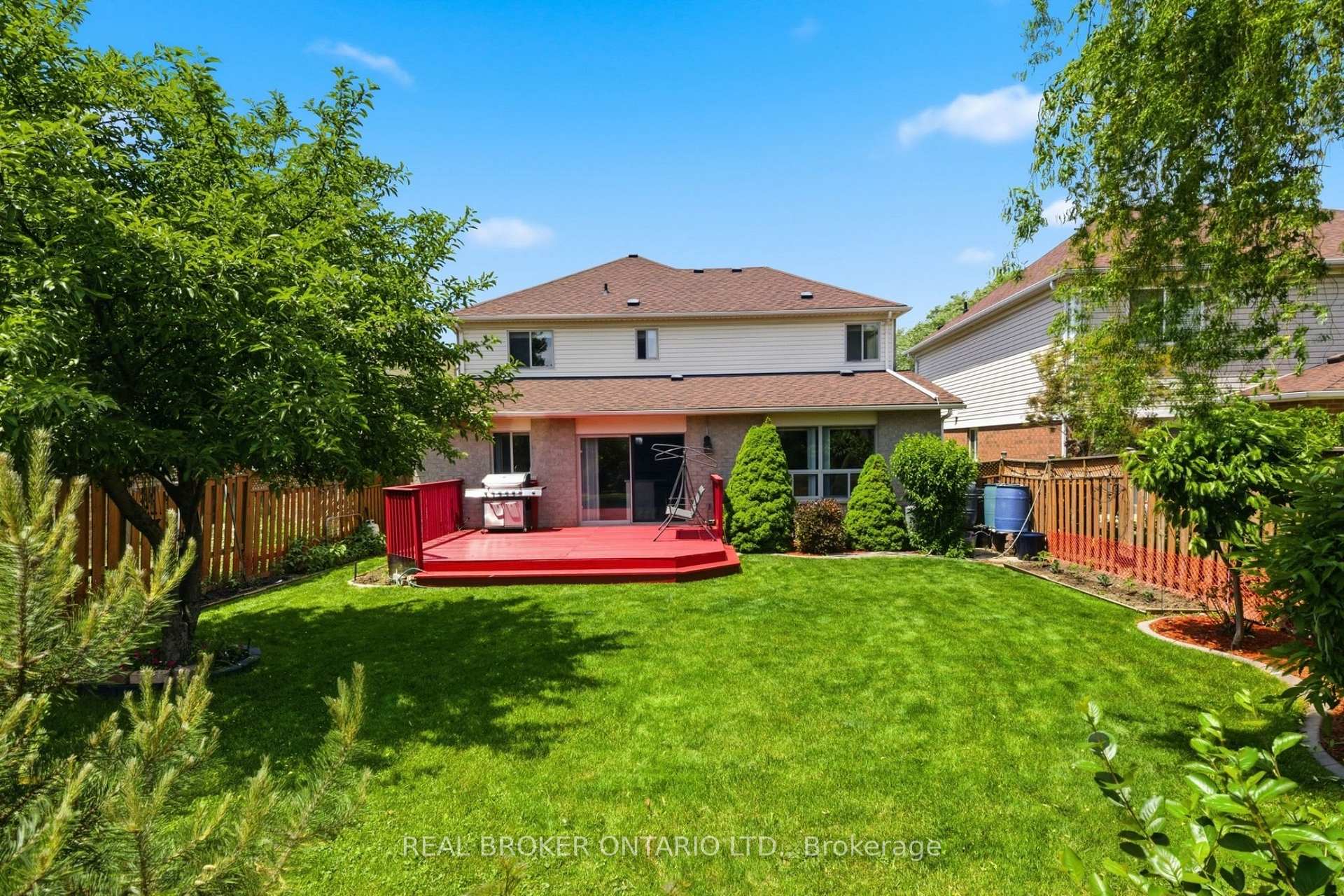Photo 38 of 135 Blackburn Drive, Brantford, Empire — HOMEH