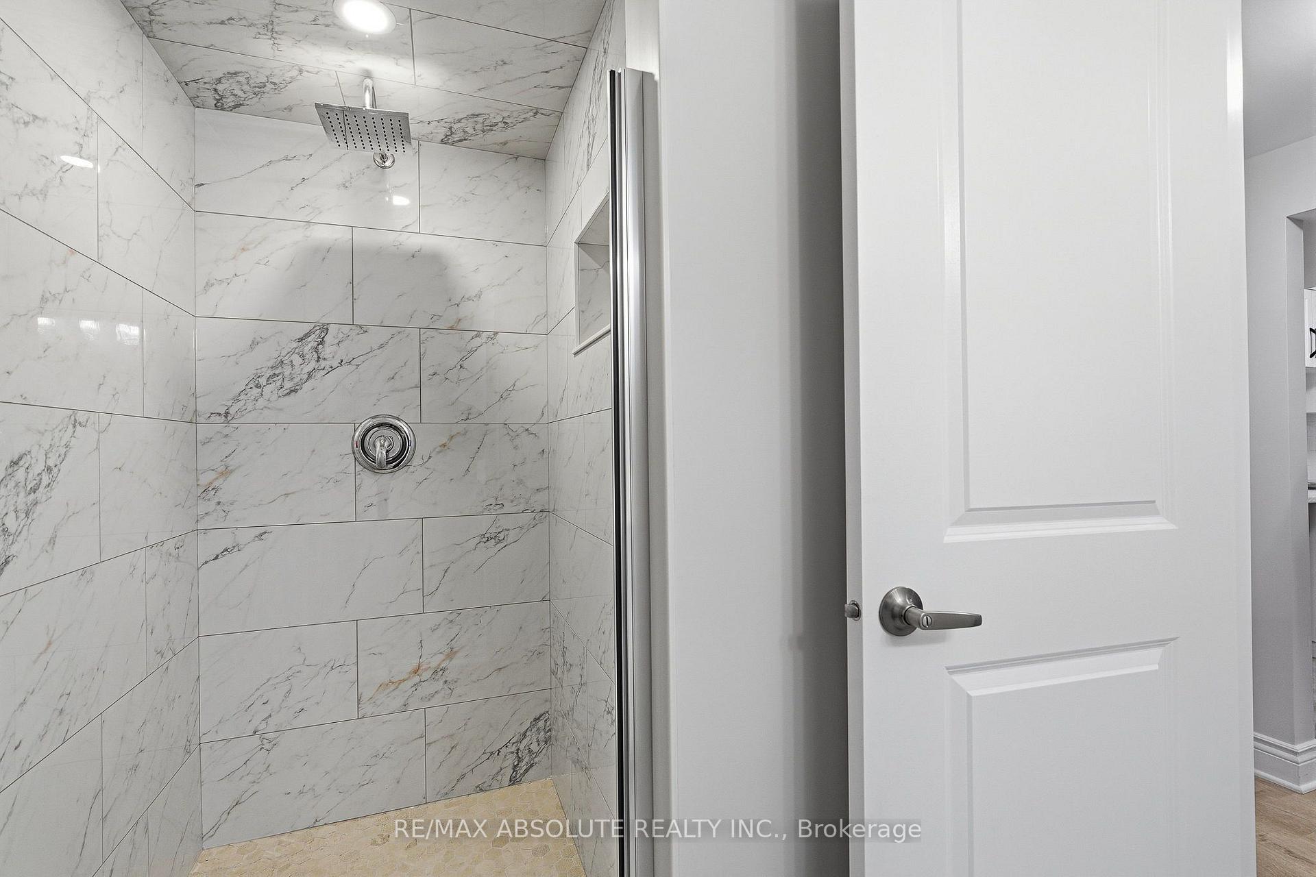 Photo 26 of 1095 Kenaston Street, Ottawa, Cyrville Rd./Industrial Park — HOMEH