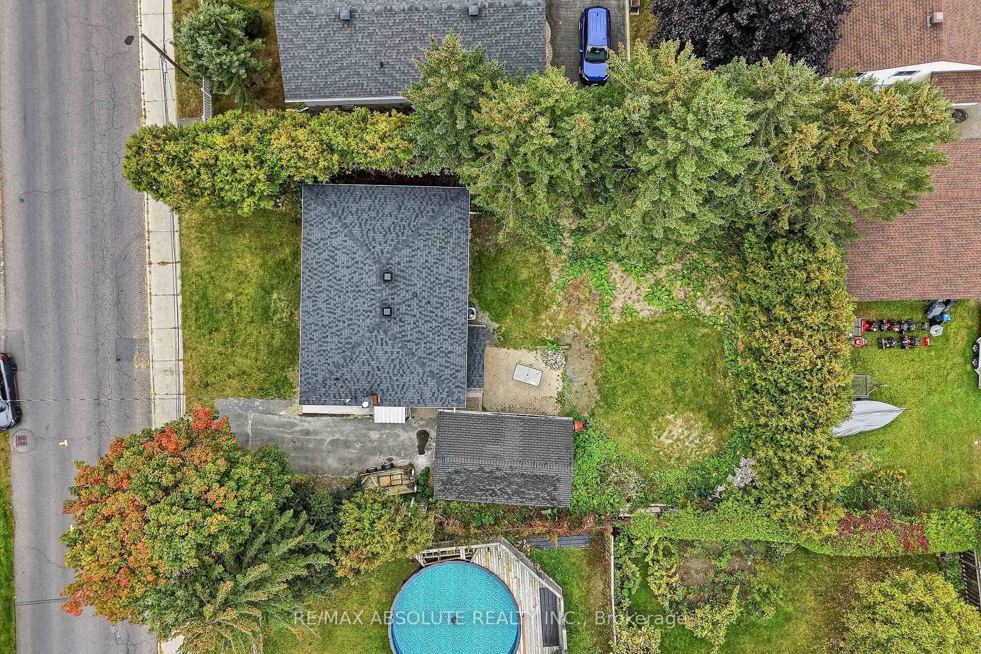 Photo 32 of 1095 Kenaston Street, Ottawa, Cyrville Rd./Industrial Park — HOMEH