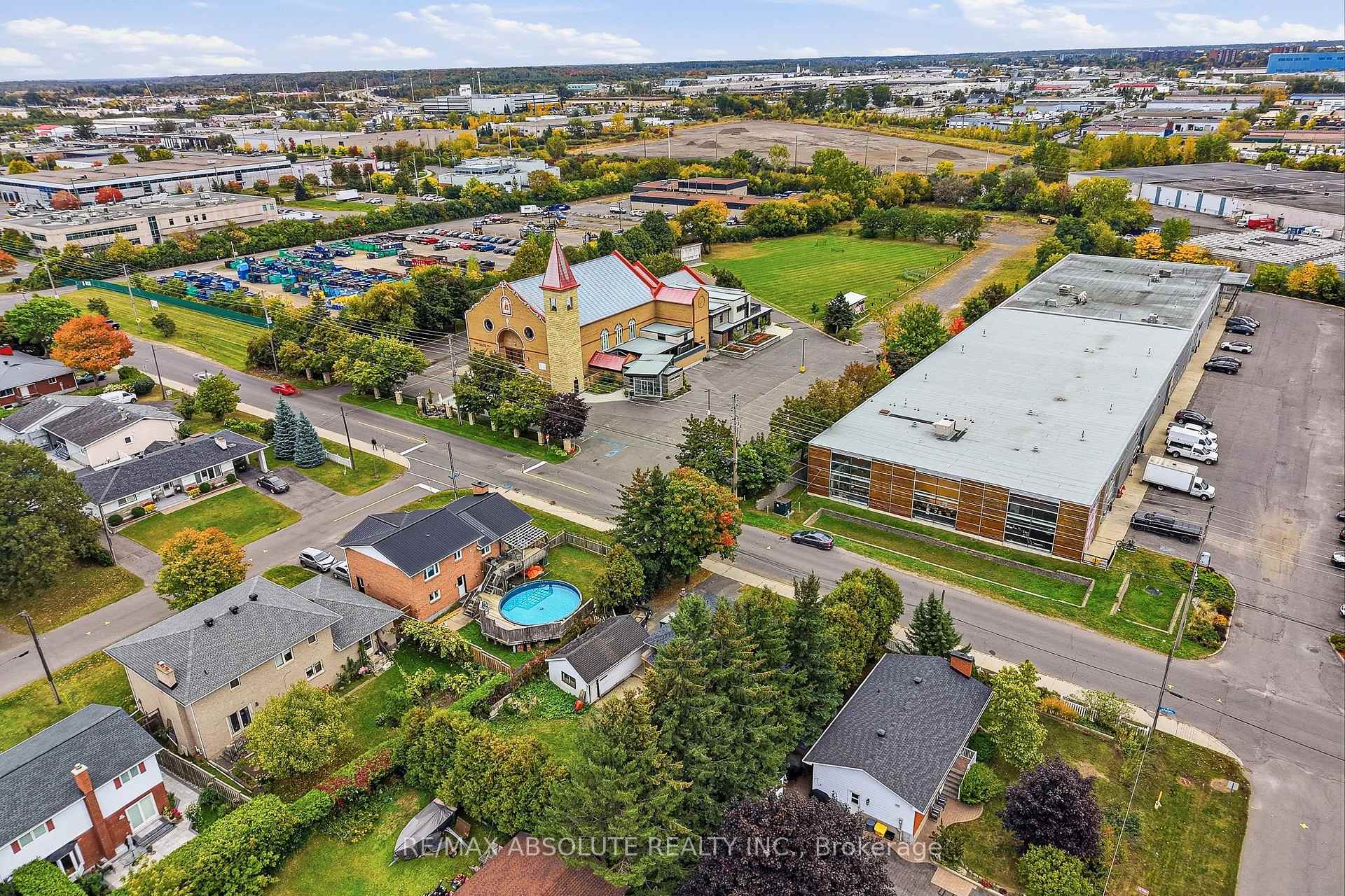 Photo 36 of 1095 Kenaston Street, Ottawa, Cyrville Rd./Industrial Park — HOMEH