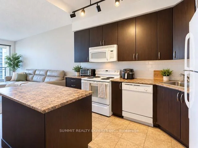 Photo 5 of Unit 1605, 233 Webb Drive, Mississauga, City Centre — HOMEH