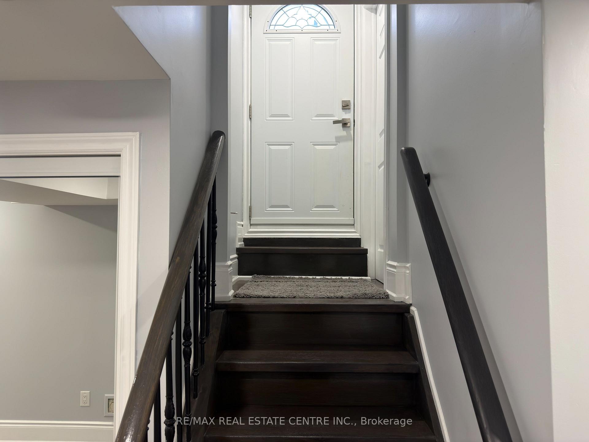 Photo 3 of Unit Lower, 53 Dybal Street, Vaughan, Vellore Village — HOMEH