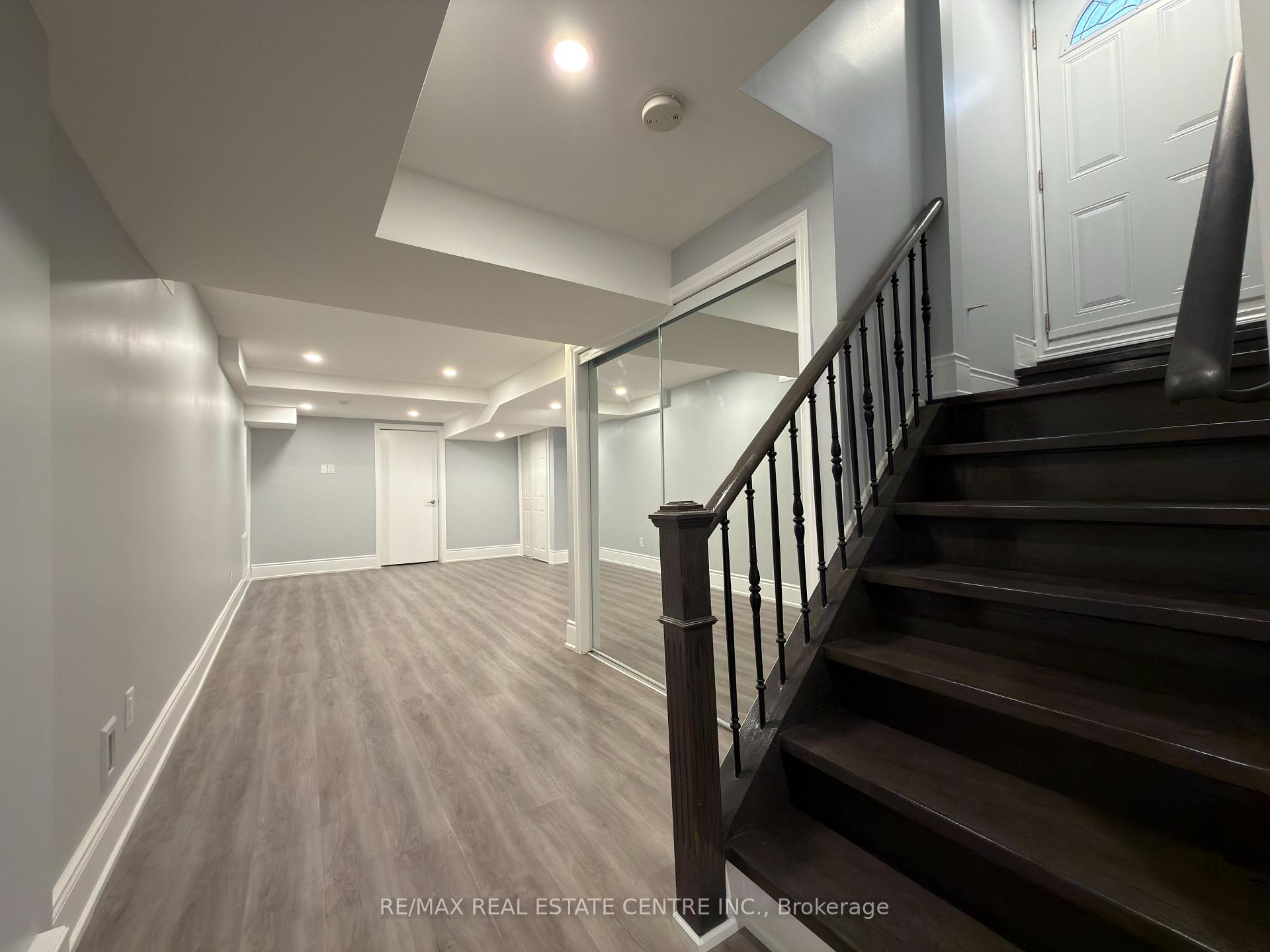 Photo 4 of Unit Lower, 53 Dybal Street, Vaughan, Vellore Village — HOMEH