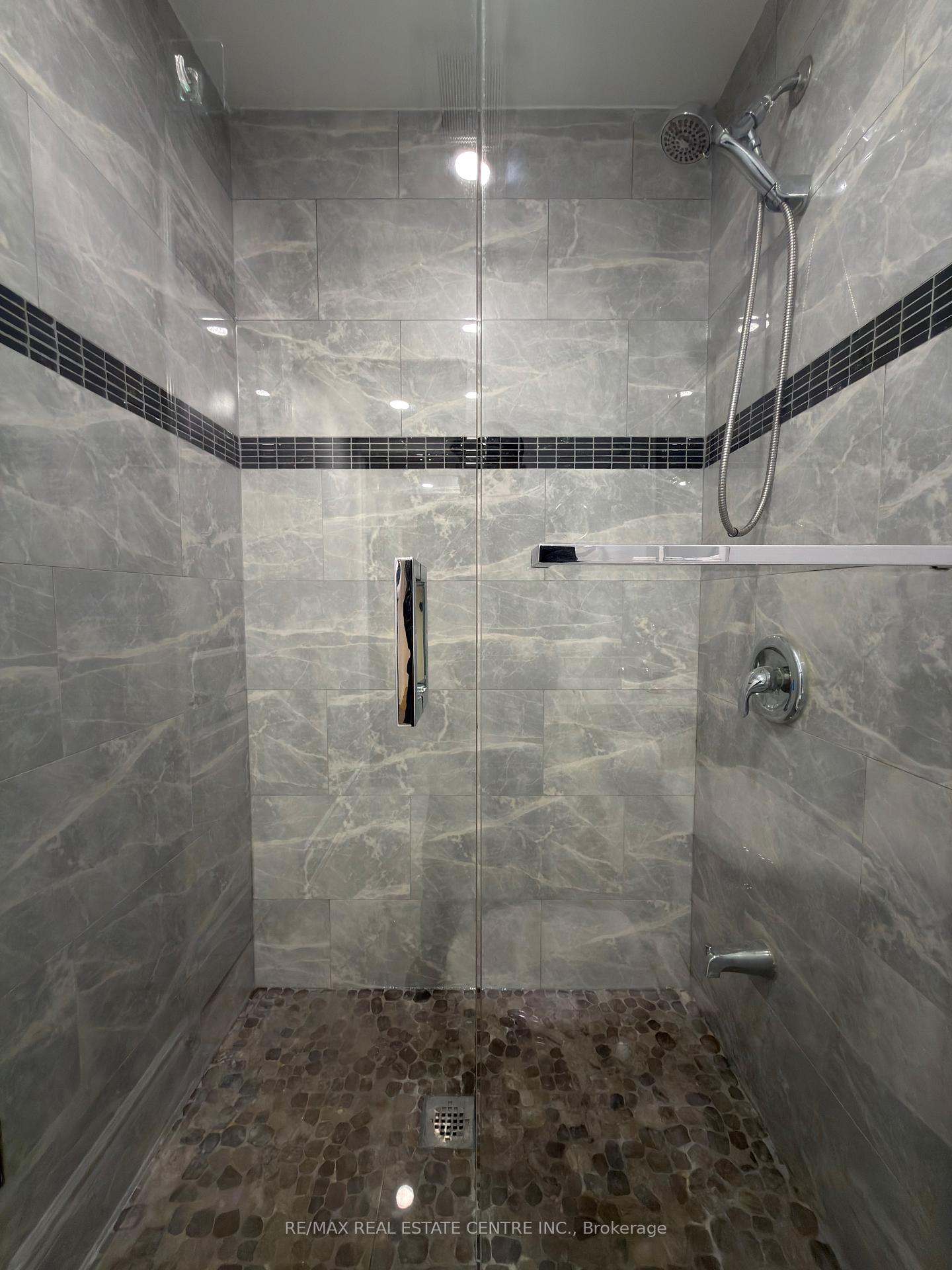 Photo 11 of Unit Lower, 53 Dybal Street, Vaughan, Vellore Village — HOMEH