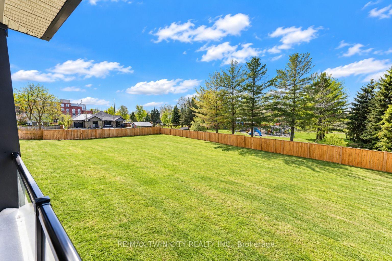 Photo 23 of Unit 48, 3202 Vivian Line, Stratford — HOMEH