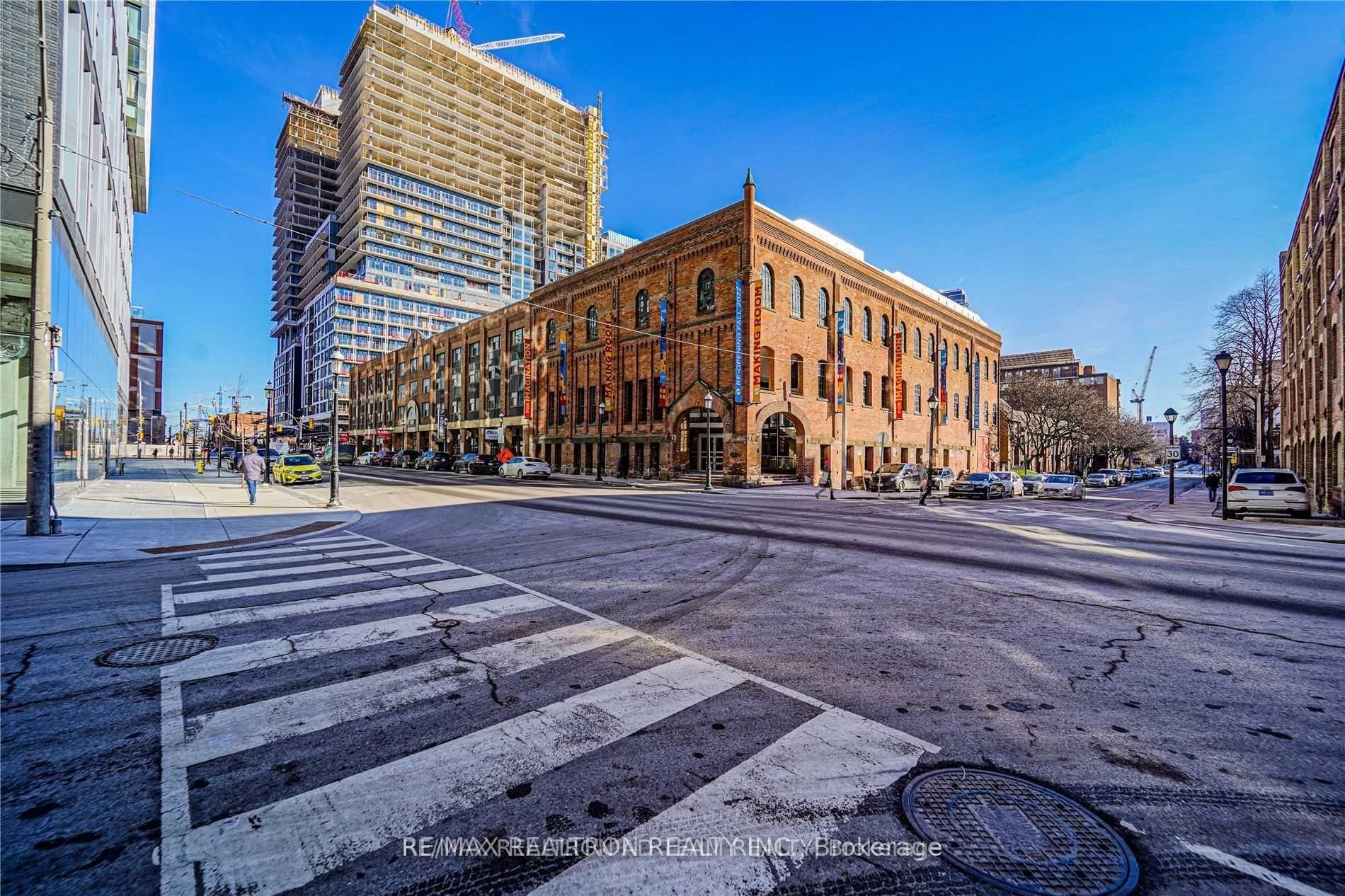 Photo 3 of Unit 611, 158 Front Street E, Toronto, Moss Park — HOMEH