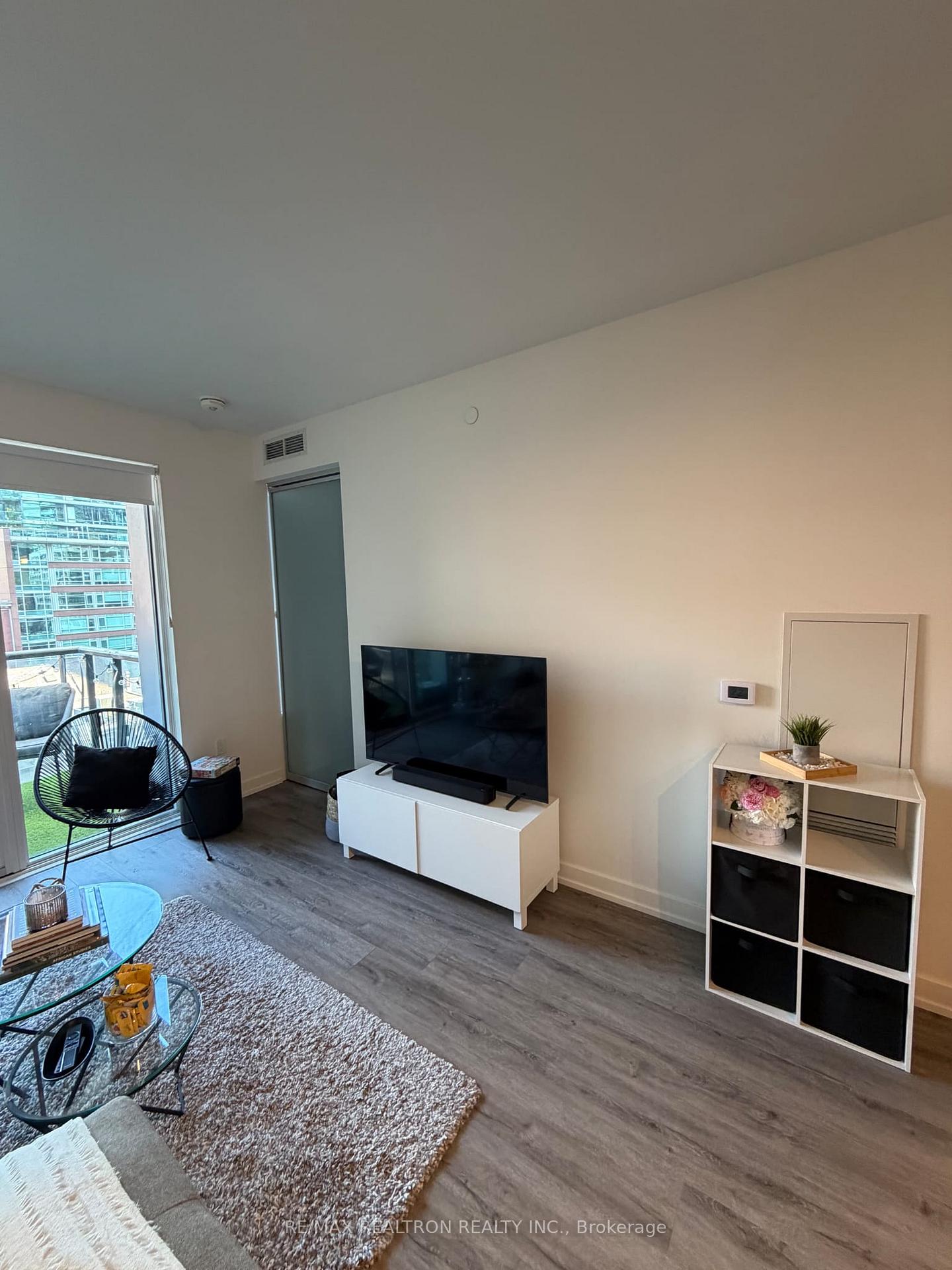Photo 7 of Unit 611, 158 Front Street E, Toronto, Moss Park — HOMEH