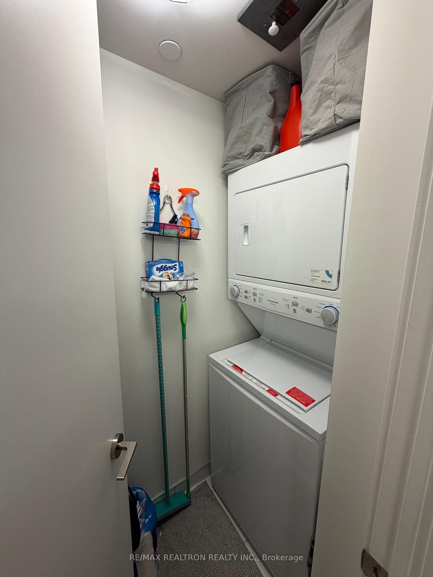 Photo 12 of Unit 611, 158 Front Street E, Toronto, Moss Park — HOMEH